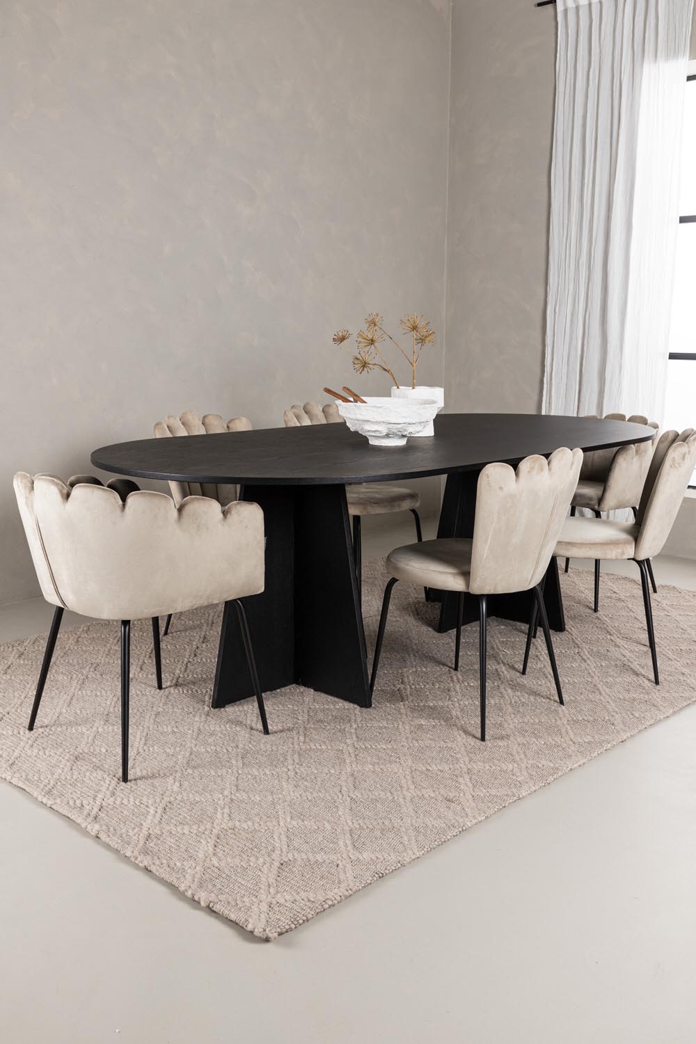 Bootcut Esszimmerset + Limhamn 230cm/4St. in Beige präsentiert im Onlineshop von KAQTU Design AG. Esszimmerset ist von Venture Home