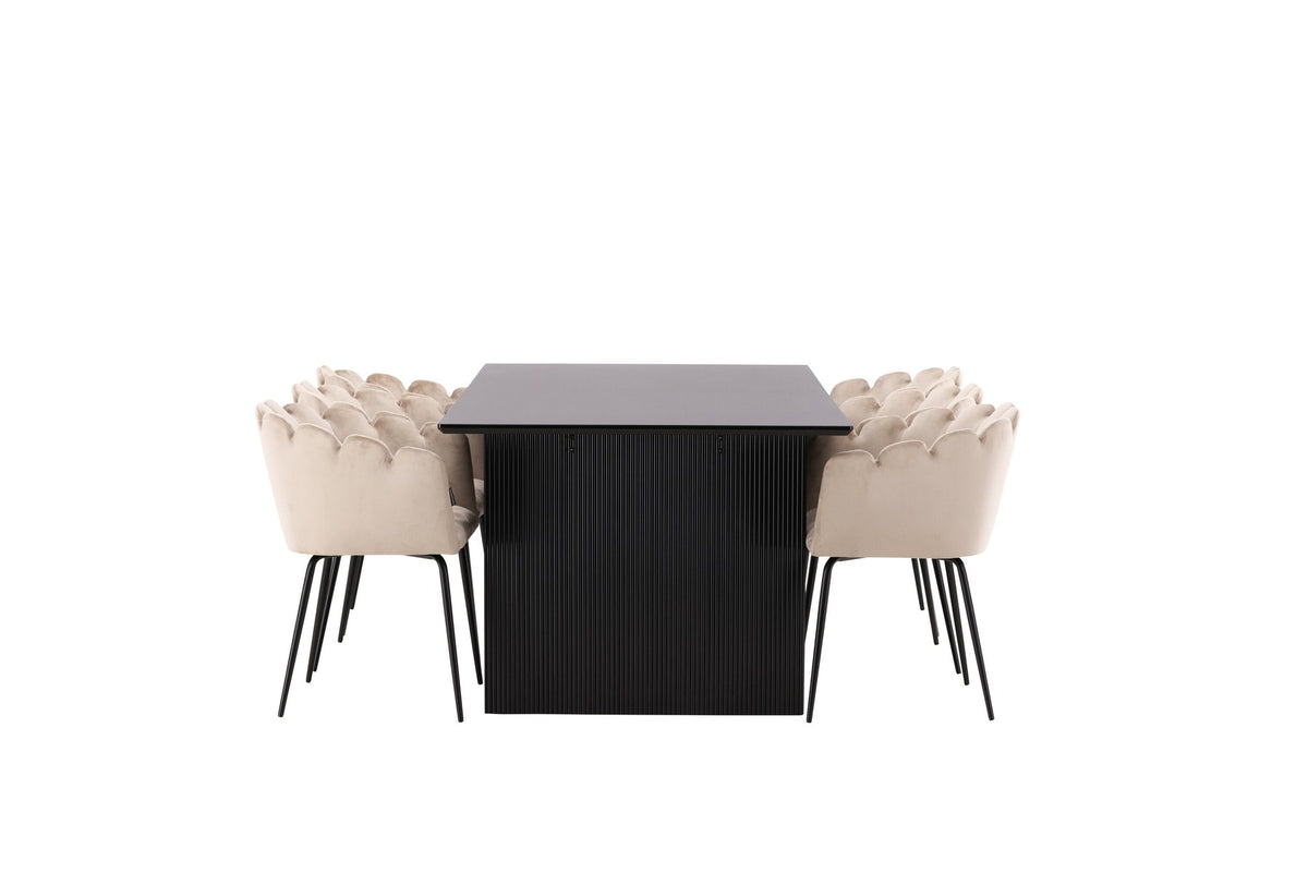 Esszimmerset aus rechteckigem MDF-Tisch in Rauchschwarz mit sechs Limhamn-Stühlen, beiger Samtbezug, muschelförmige Rückenlehne, schwarze Metallbeine.