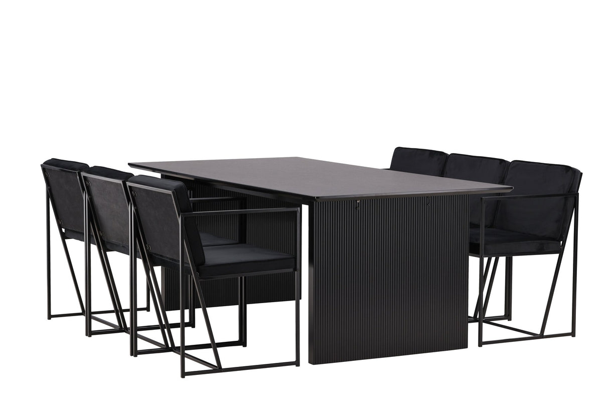 Esszimmerset aus rechteckigem MDF-Tisch in Rauchschwarz mit sechs Limhamn-Stühlen, beiger Samtbezug, muschelförmige Rückenlehne, schwarze Metallbeine.