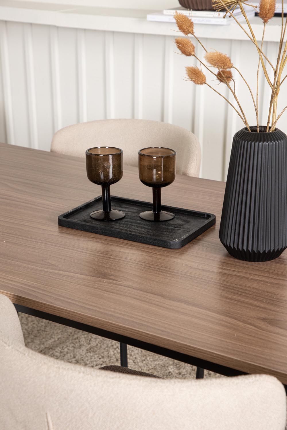 Tempe Esszimmerset + Modesto 140cm/4St. in Beige, Schwarz präsentiert im Onlineshop von KAQTU Design AG. Esszimmerset ist von Venture Home