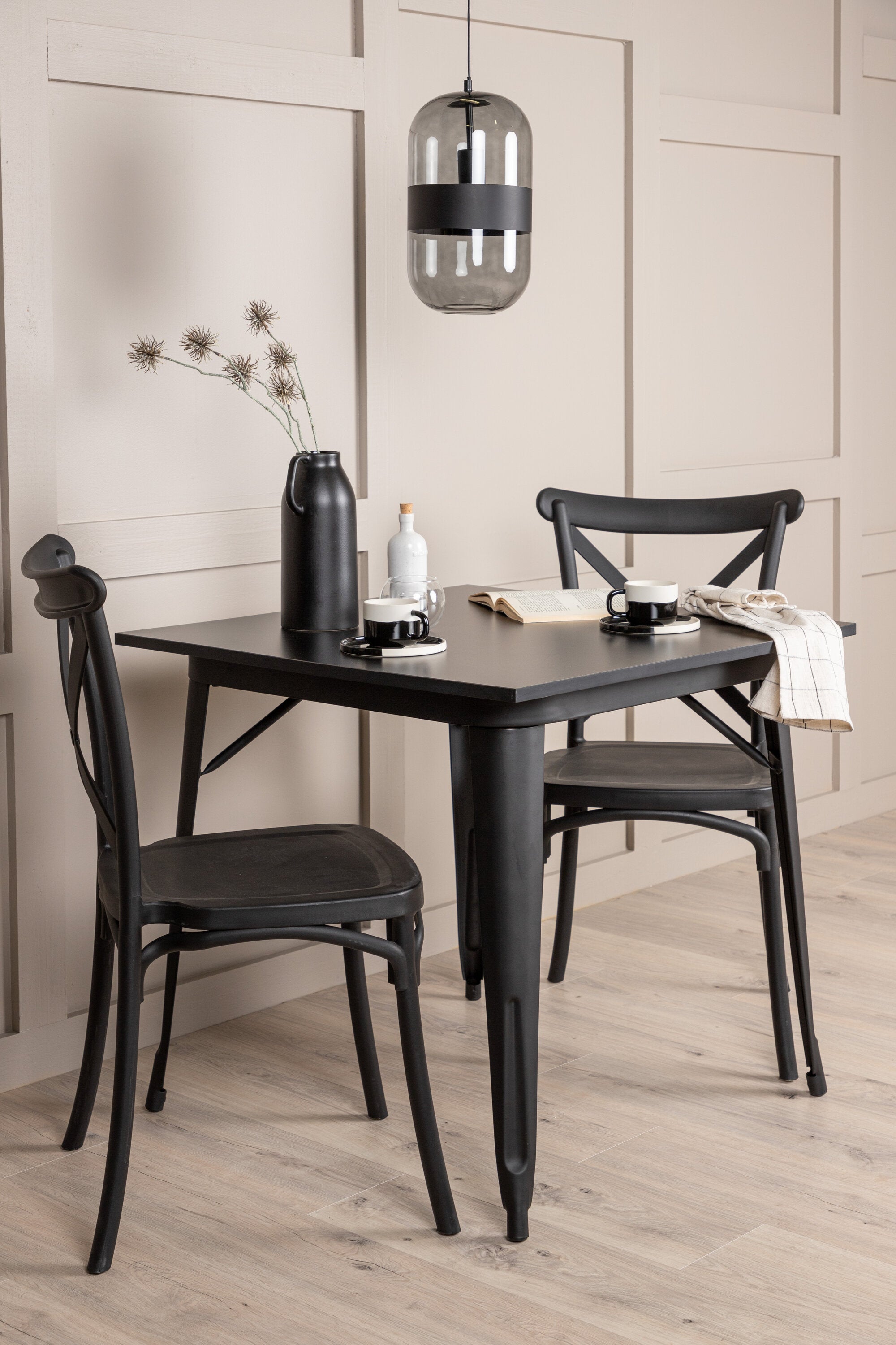 Tempe Esszimmerset + Crosett 80cm/2St. in Schwarz präsentiert im Onlineshop von KAQTU Design AG. Esszimmerset ist von Venture Home