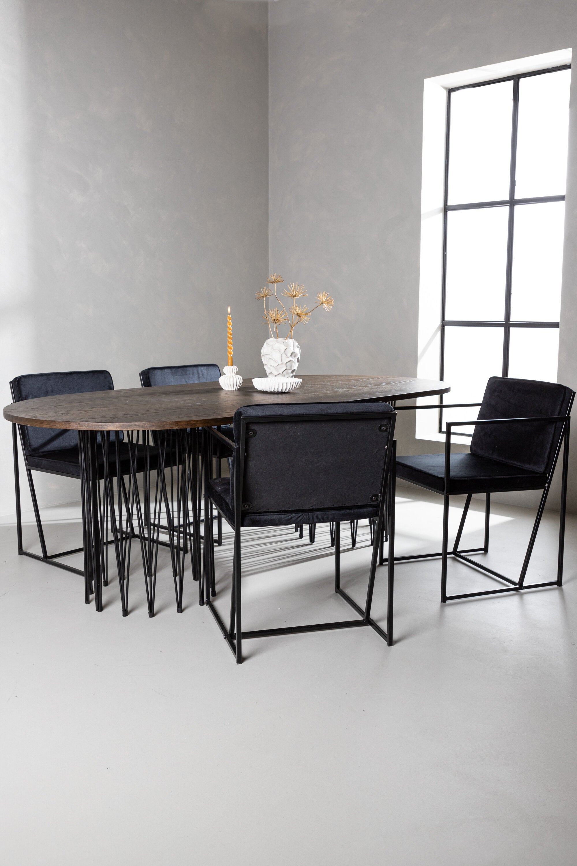 Stone Esszimmerset + Richmond 220cm/4St. in Schwarz präsentiert im Onlineshop von KAQTU Design AG. Esszimmerset ist von Venture Home