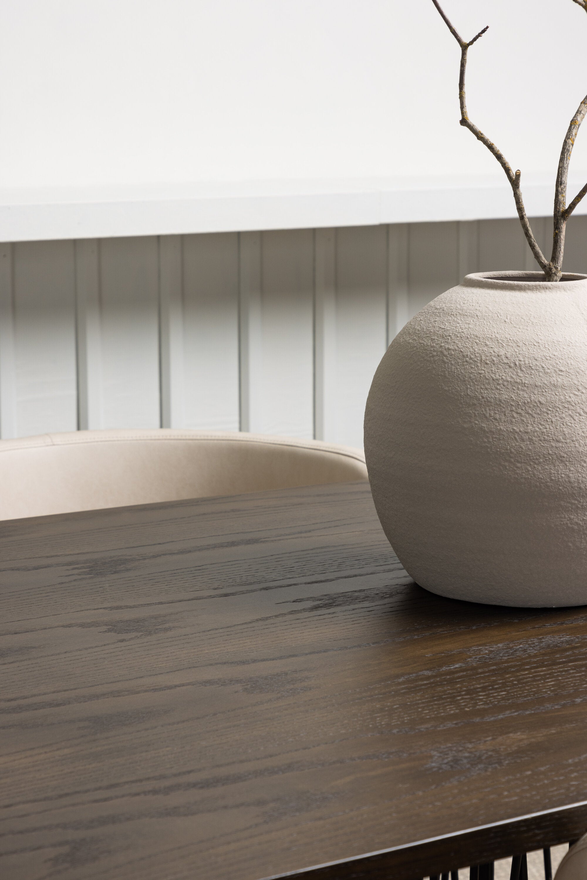 Stone Esszimmerset + Simrishamn 220cm/4St. in Beige, Schwarz präsentiert im Onlineshop von KAQTU Design AG. Esszimmerset ist von Venture Home