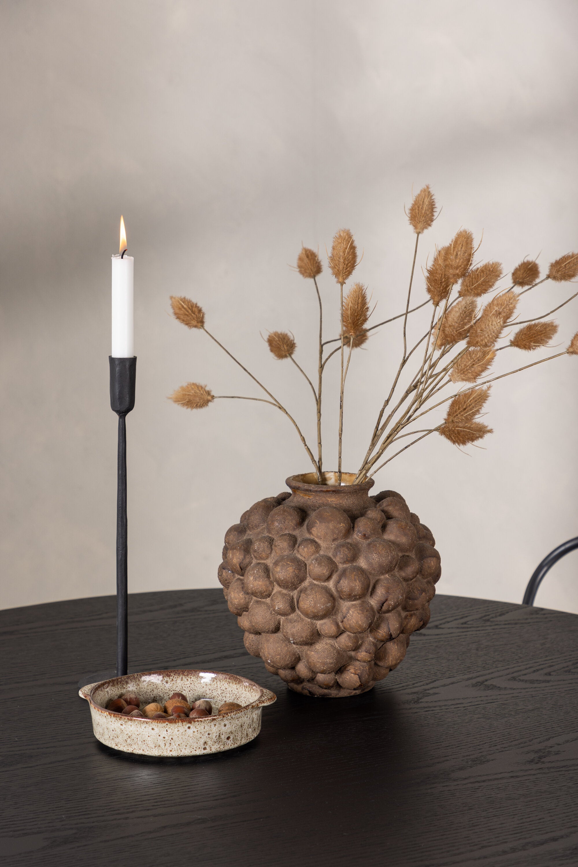 Olivia Esszimmer Set + Tempe ⌀110cm/4St. in Dunkelgrau, Walnuss präsentiert im Onlineshop von KAQTU Design AG. Esszimmerset ist von Venture Home