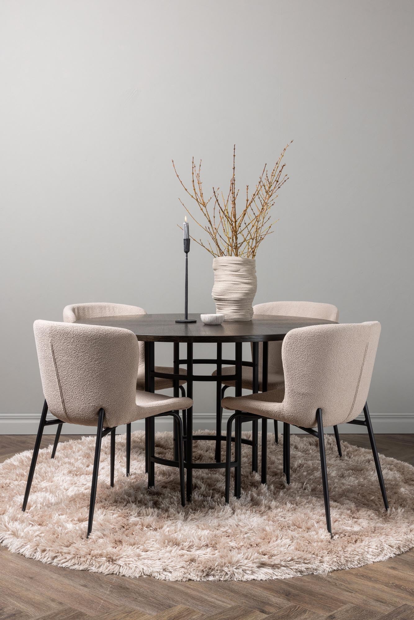 Esszimmerset Copenhagen + Modesto: Moderner Esstisch und stilvolle Stühle für gemütliche Abendessen. Ideal für Ihr Zuhause!