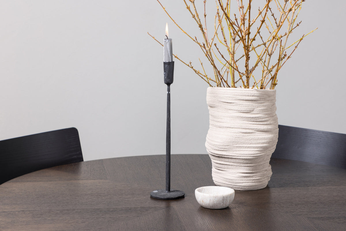 Copenhagen Esstisch  + 4 xMontros Esszimmerstuhl in Schwarz präsentiert im Onlineshop von KAQTU Design AG. Esszimmerset ist von Venture Home
