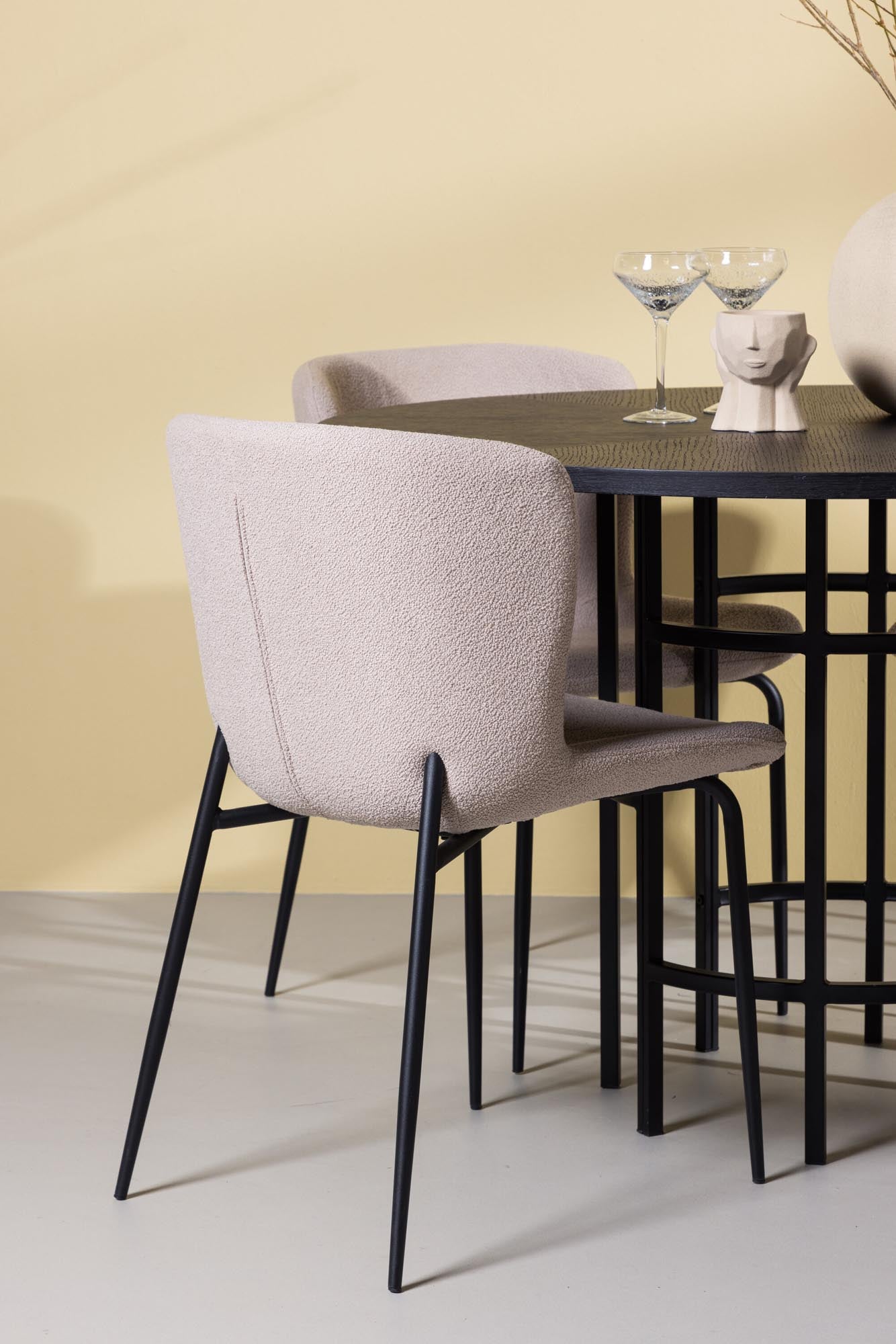 Esszimmerset Copenhagen + Modesto: Eleganz trifft Funktionalität.