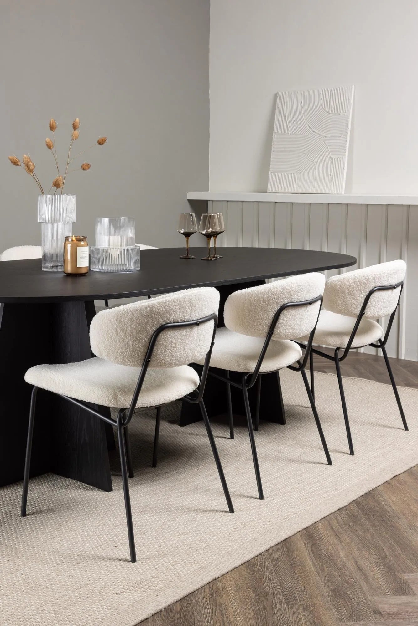 Modernes Bootcut Esszimmerset 230cm für 6 von Venture Home.