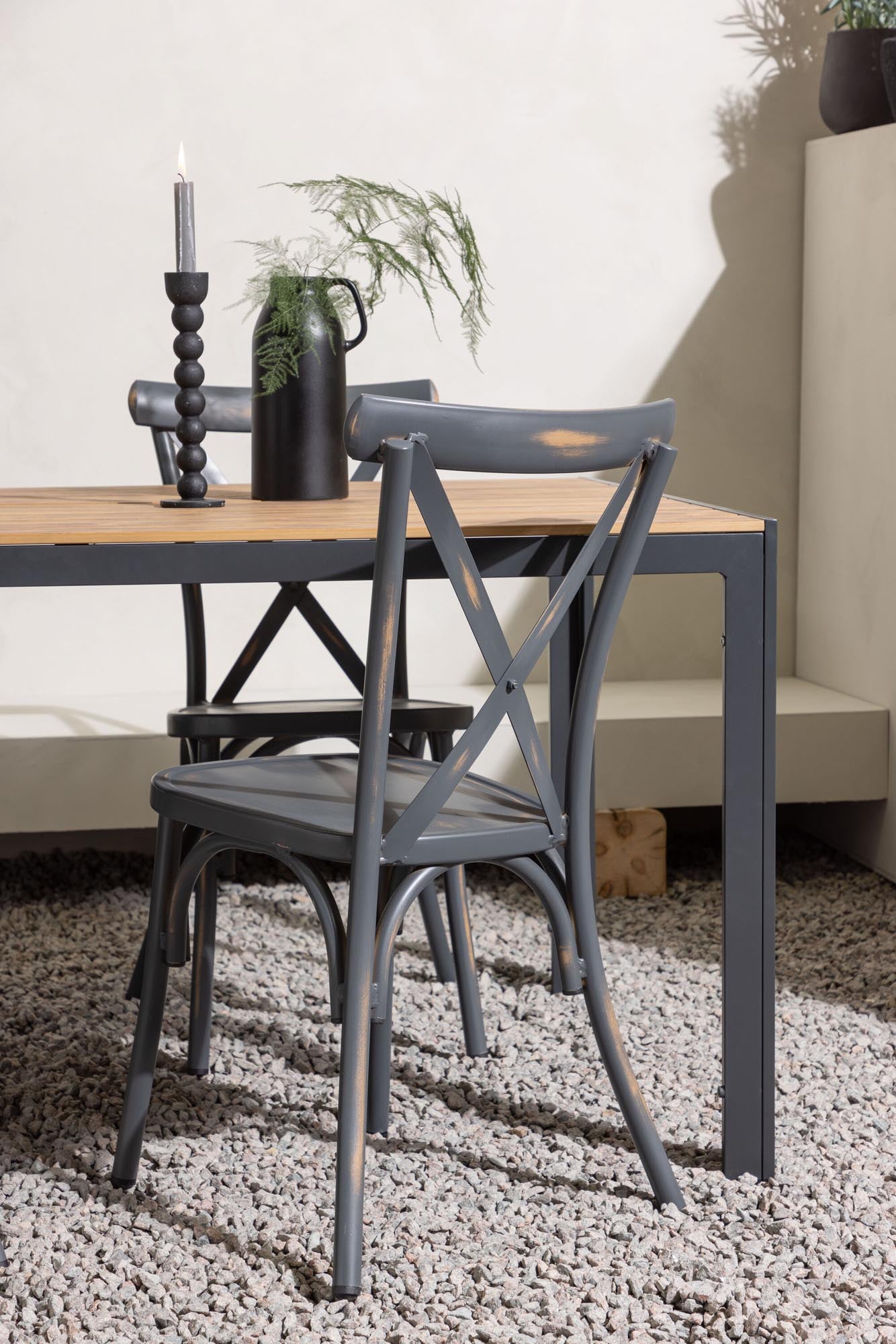 Genießen Sie unvergessliche Stunden im Freien mit dem Break Outdoor-Tischset + Peking 150cm/4St. von Venture Home – perfekt für gesellige Zusammenkünfte.