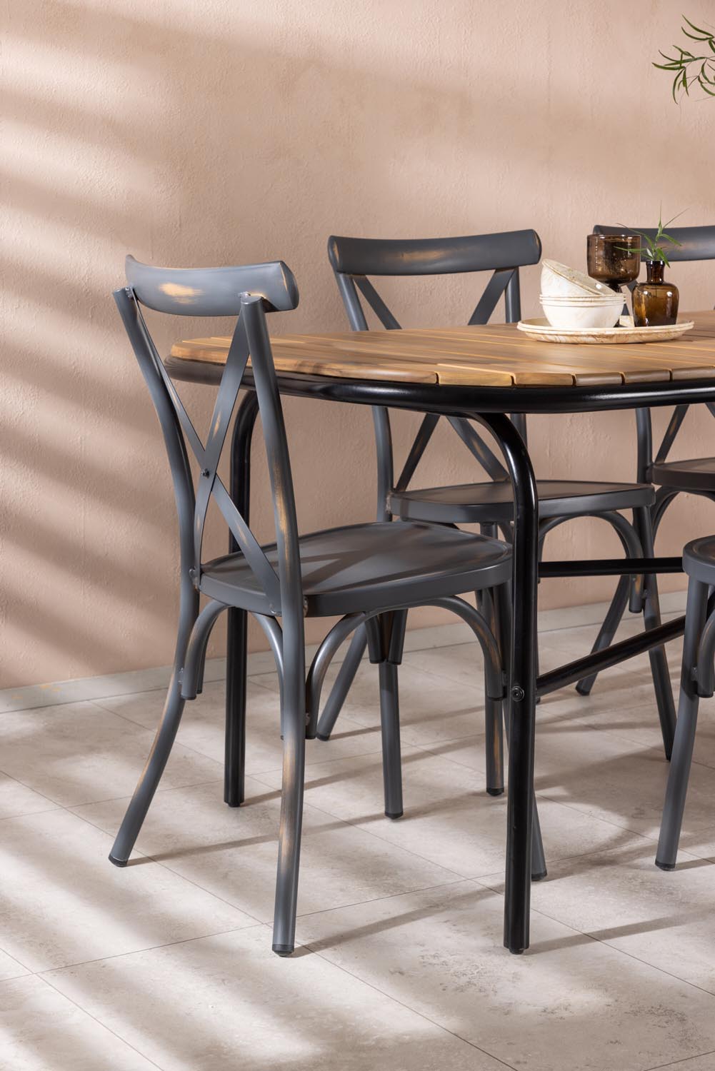 Holmbeck Outdoor-Tischset Peking 200cm/6St. in Dunkelgrau präsentiert im Onlineshop von KAQTU Design AG. Gartentischset ist von Venture Home