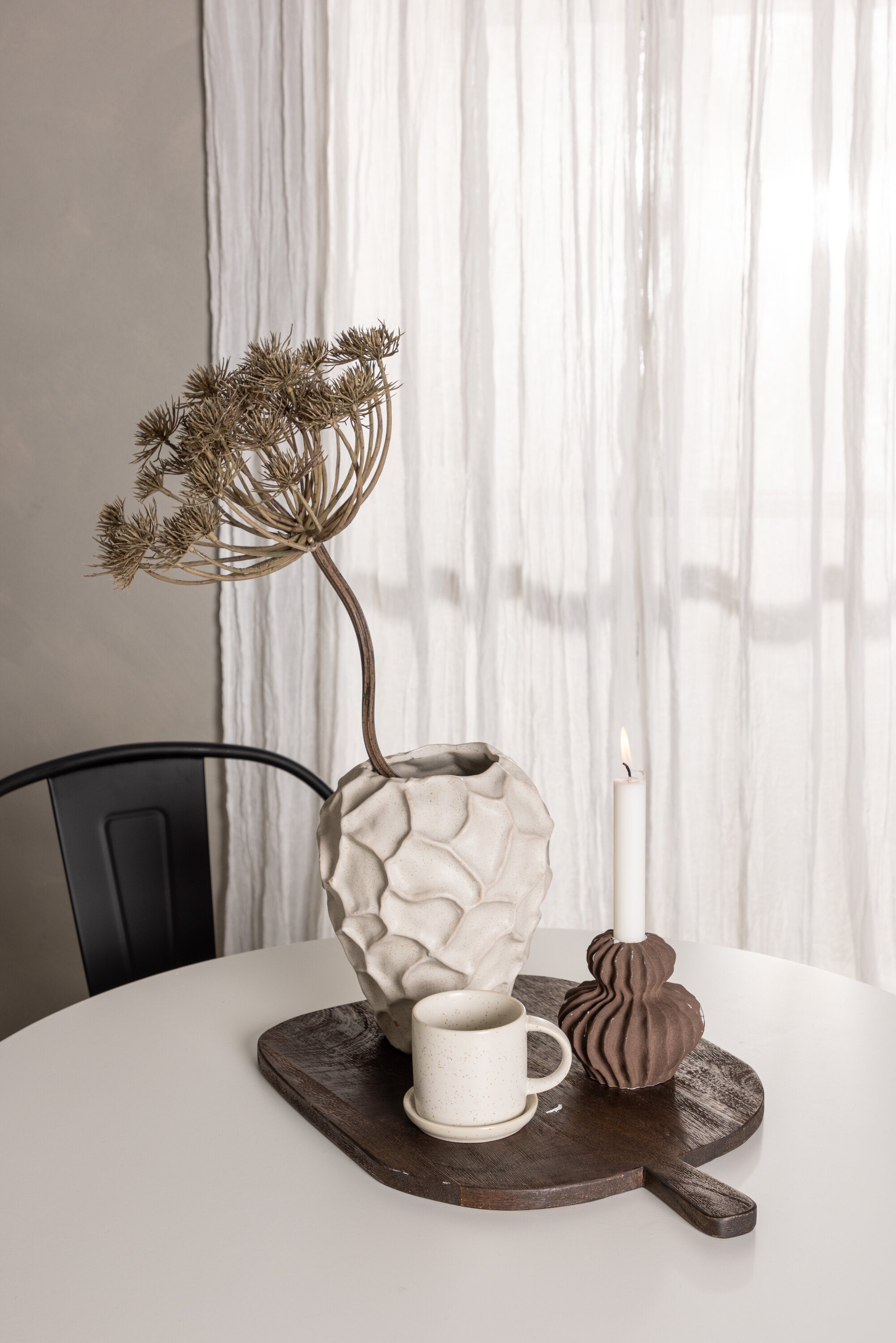 Hamden Esszimmerset + Tempe ⌀80cm/4St. in Schwarz präsentiert im Onlineshop von KAQTU Design AG. Esszimmerset ist von Venture Home