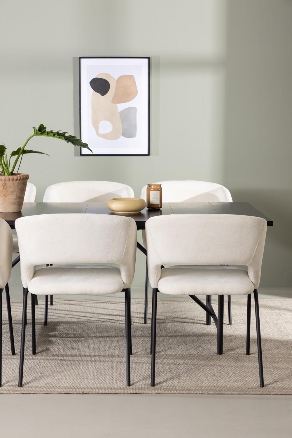 Astrid Esszimmerset + Day 200cm/6St. in Schwarz, gebrochenes Weiss präsentiert im Onlineshop von KAQTU Design AG. Esszimmerset ist von Venture Home