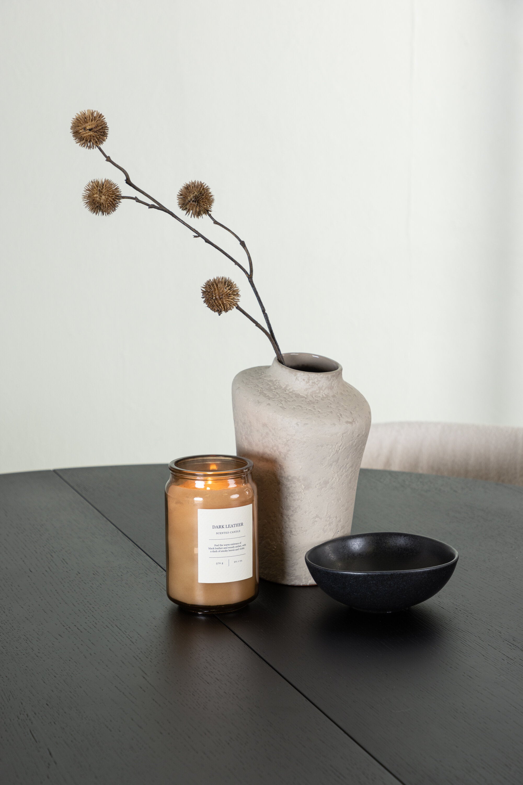 Matilda Esszimmerset + Edina ⌀130cm/4St. in Schwarz-Weiss präsentiert im Onlineshop von KAQTU Design AG. Esszimmerset ist von Venture Home