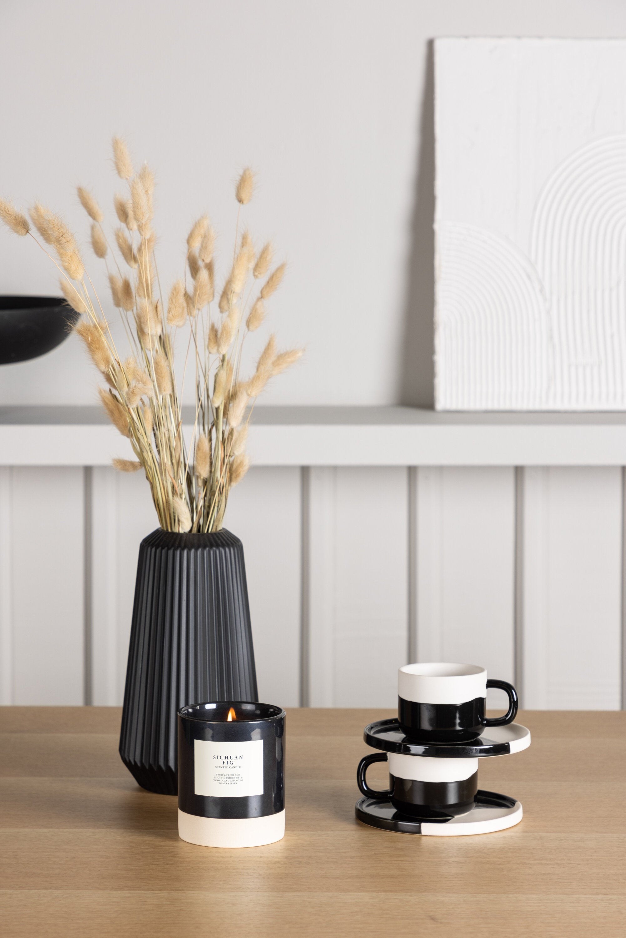 Leo Esszimmerset + Night 100cm/4St. in Schwarz präsentiert im Onlineshop von KAQTU Design AG. Esszimmerset ist von Venture Home