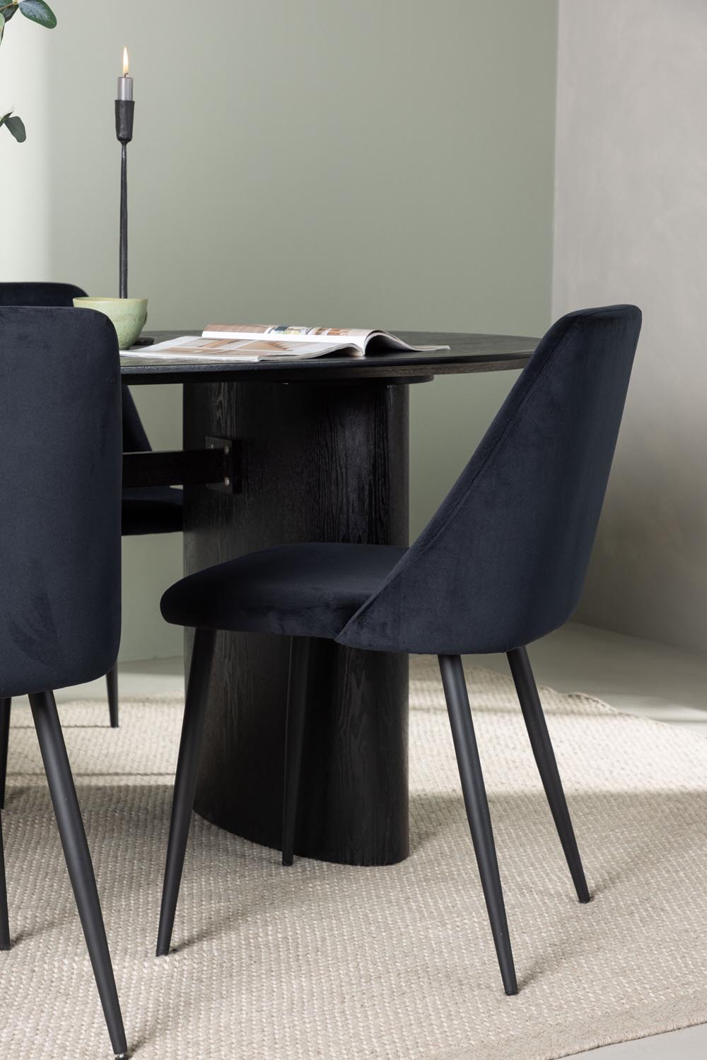 Isolde Esszimmerset + Night 180cm/4St. in Schwarz präsentiert im Onlineshop von KAQTU Design AG. Esszimmerset ist von Venture Home
