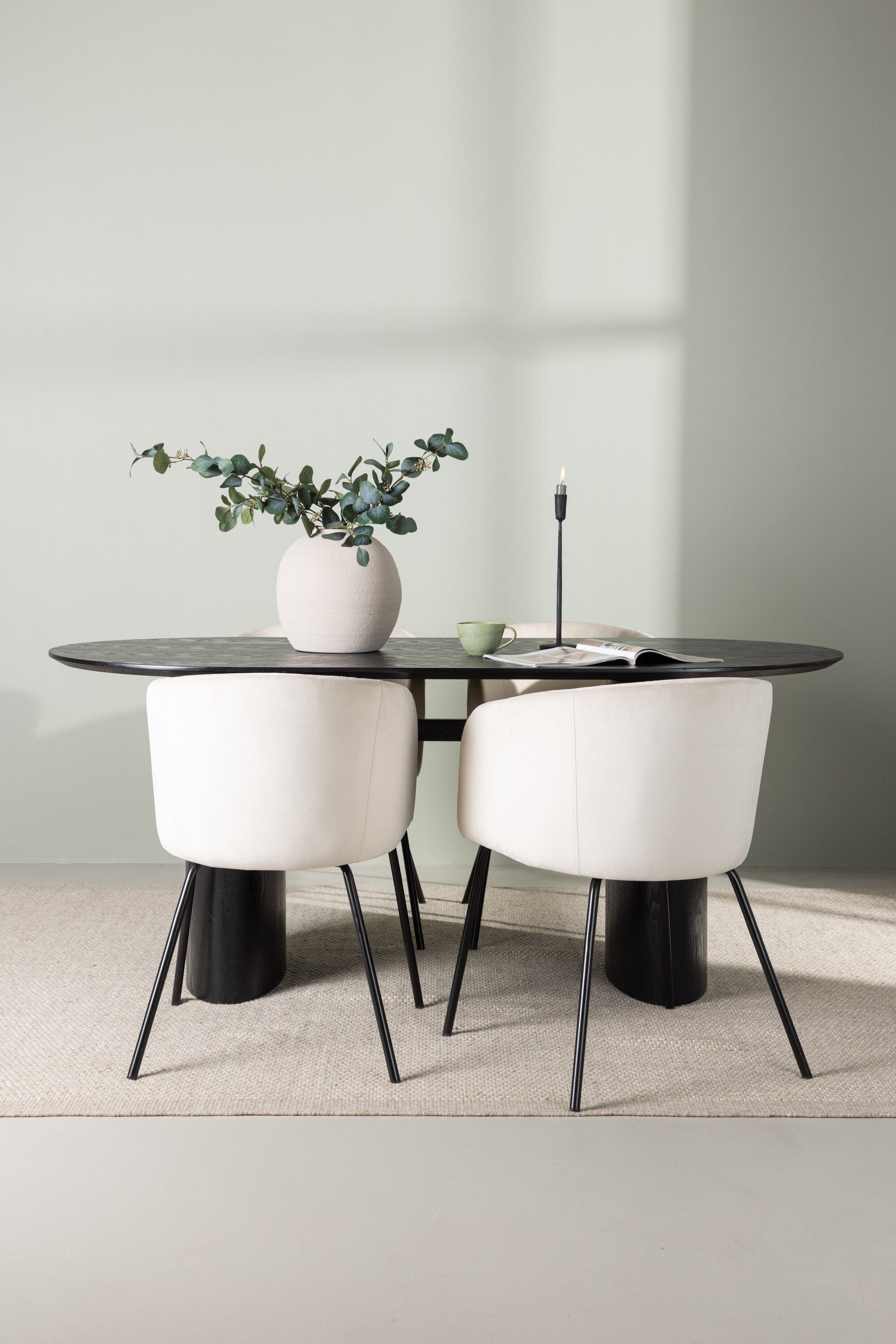 Isolde Esszimmerset + Berit 180cm/4St. in Beige, Schwarz präsentiert im Onlineshop von KAQTU Design AG. Esszimmerset ist von Venture Home