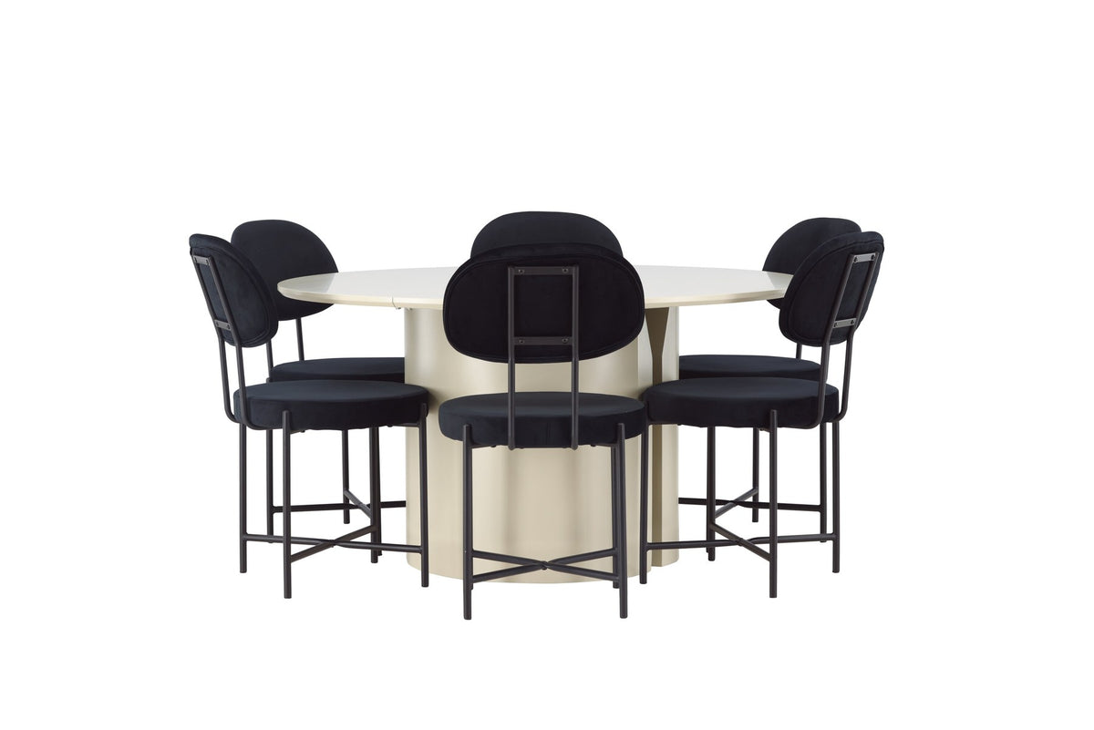 Esszimmerset mit rundem Esstisch Ø140 cm aus MDF in Beige mit PU-Lackierung und zwei schwarzen Stühlen mit Samtbezug und Stahlbeinen von Venture Home