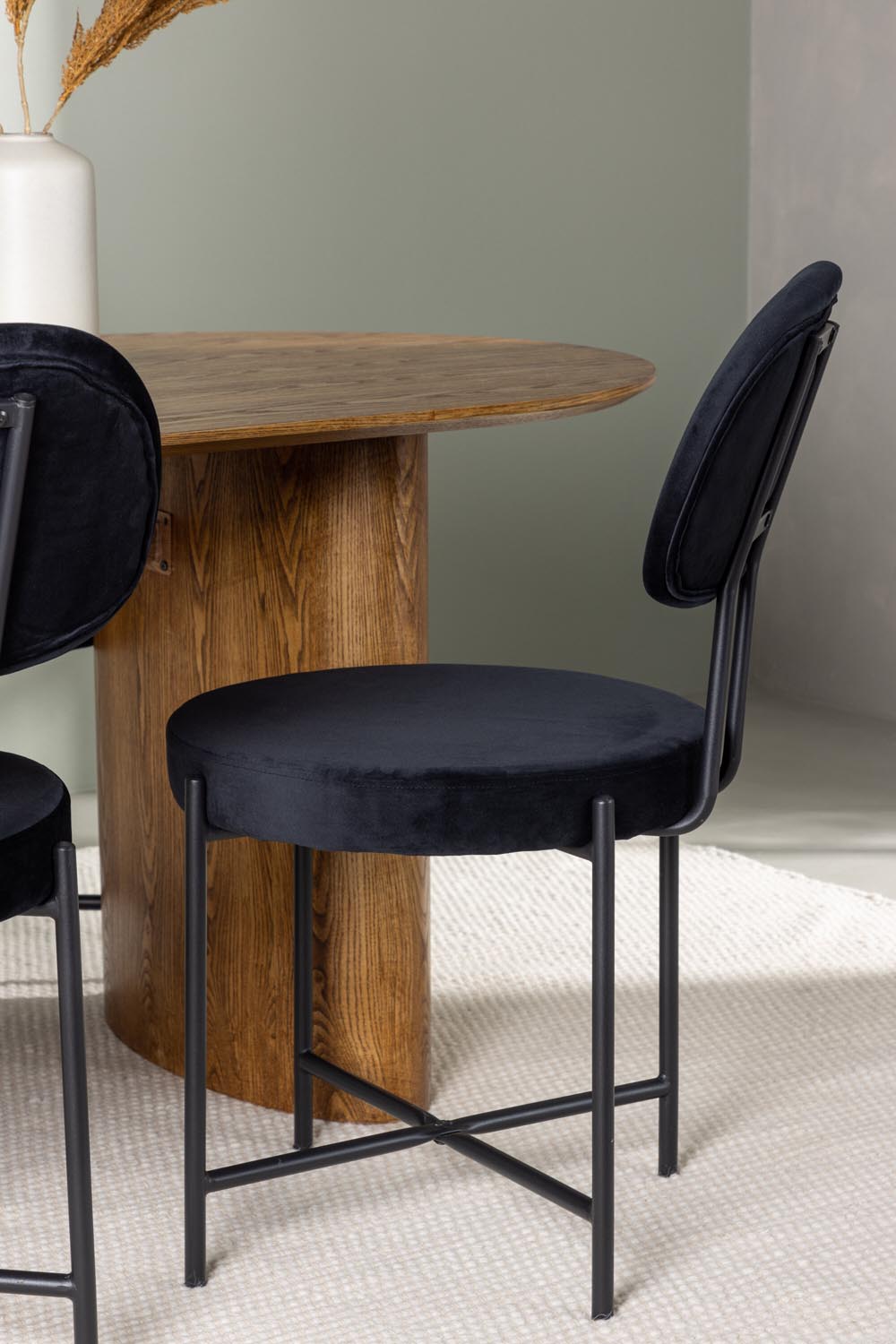Isolde Esszimmerset + Stella 180cm/4St. in Natur / Schwarz präsentiert im Onlineshop von KAQTU Design AG. Esszimmerset ist von Venture Home