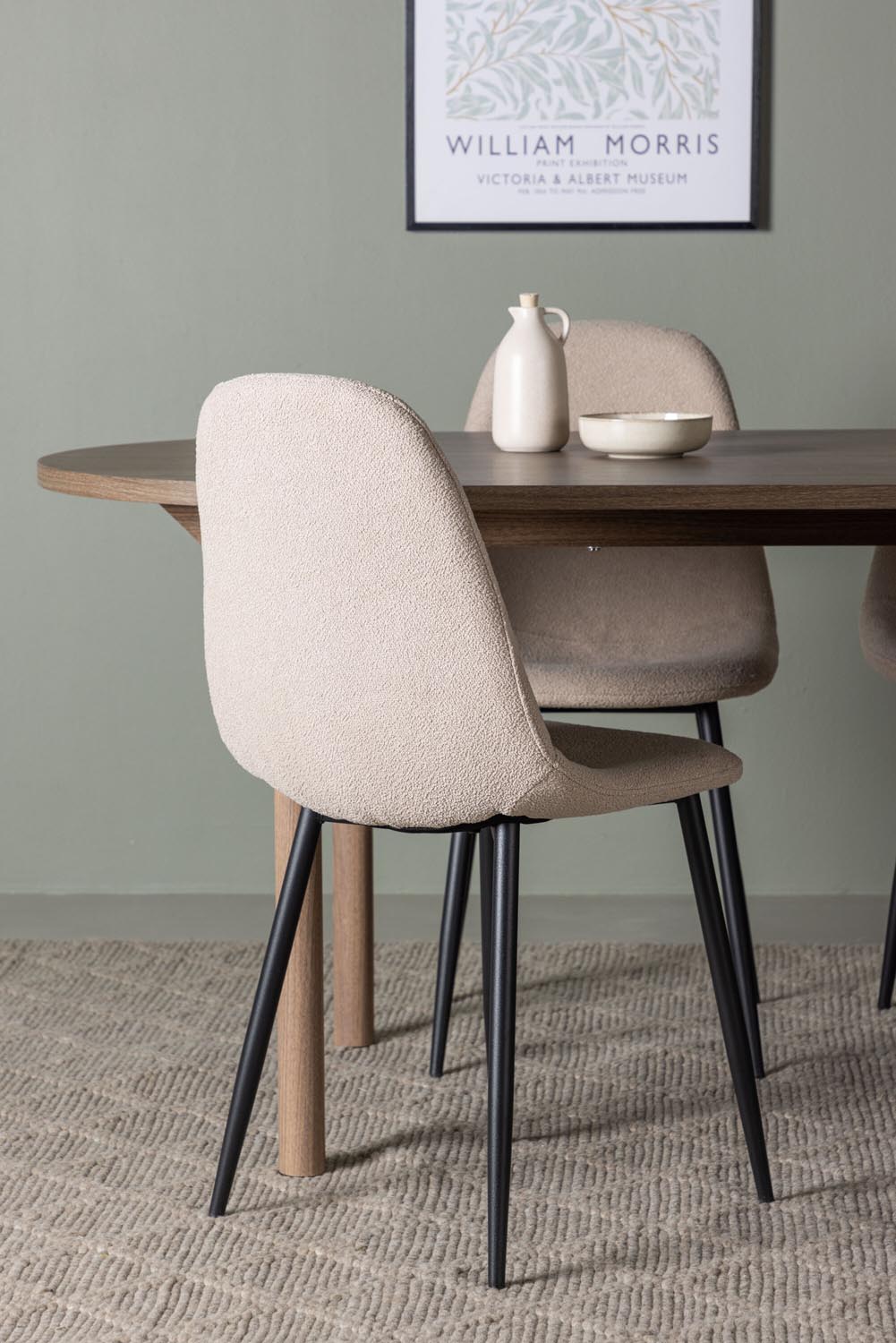 Andy Esszimmerset + Polar 180cm/4St. in Beige, Schwarz präsentiert im Onlineshop von KAQTU Design AG. Esszimmerset ist von Venture Home
