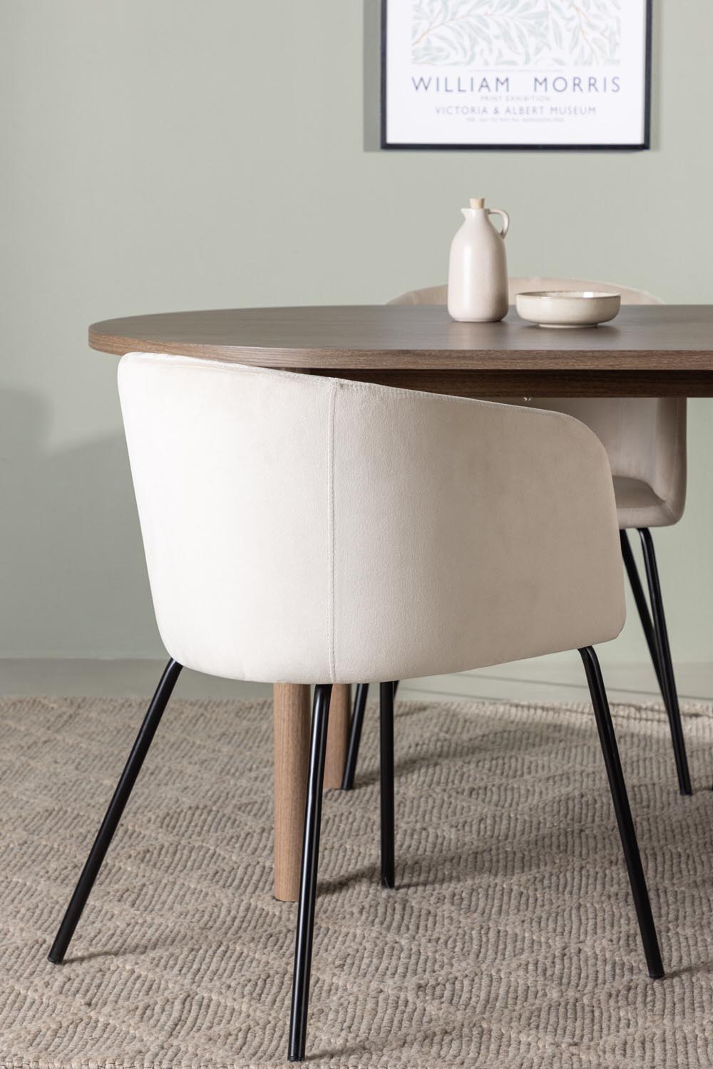 Andy Esszimmerset + Berit 180cm/4St. in Beige, Schwarz präsentiert im Onlineshop von KAQTU Design AG. Esszimmerset ist von Venture Home