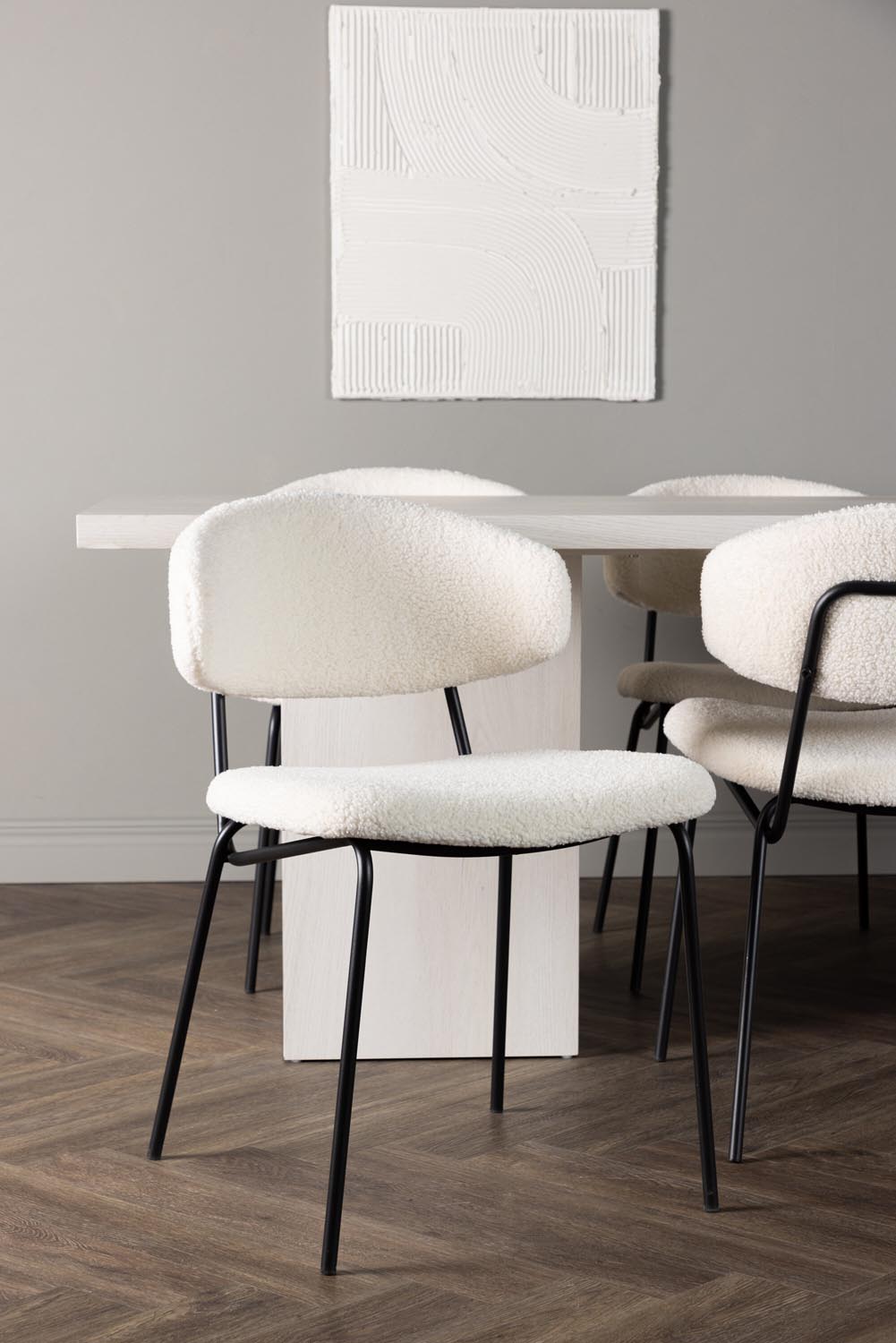 Olga Esszimmerset + Chico 200cm/6St. in Weiss präsentiert im Onlineshop von KAQTU Design AG. Esszimmerset ist von Venture Home