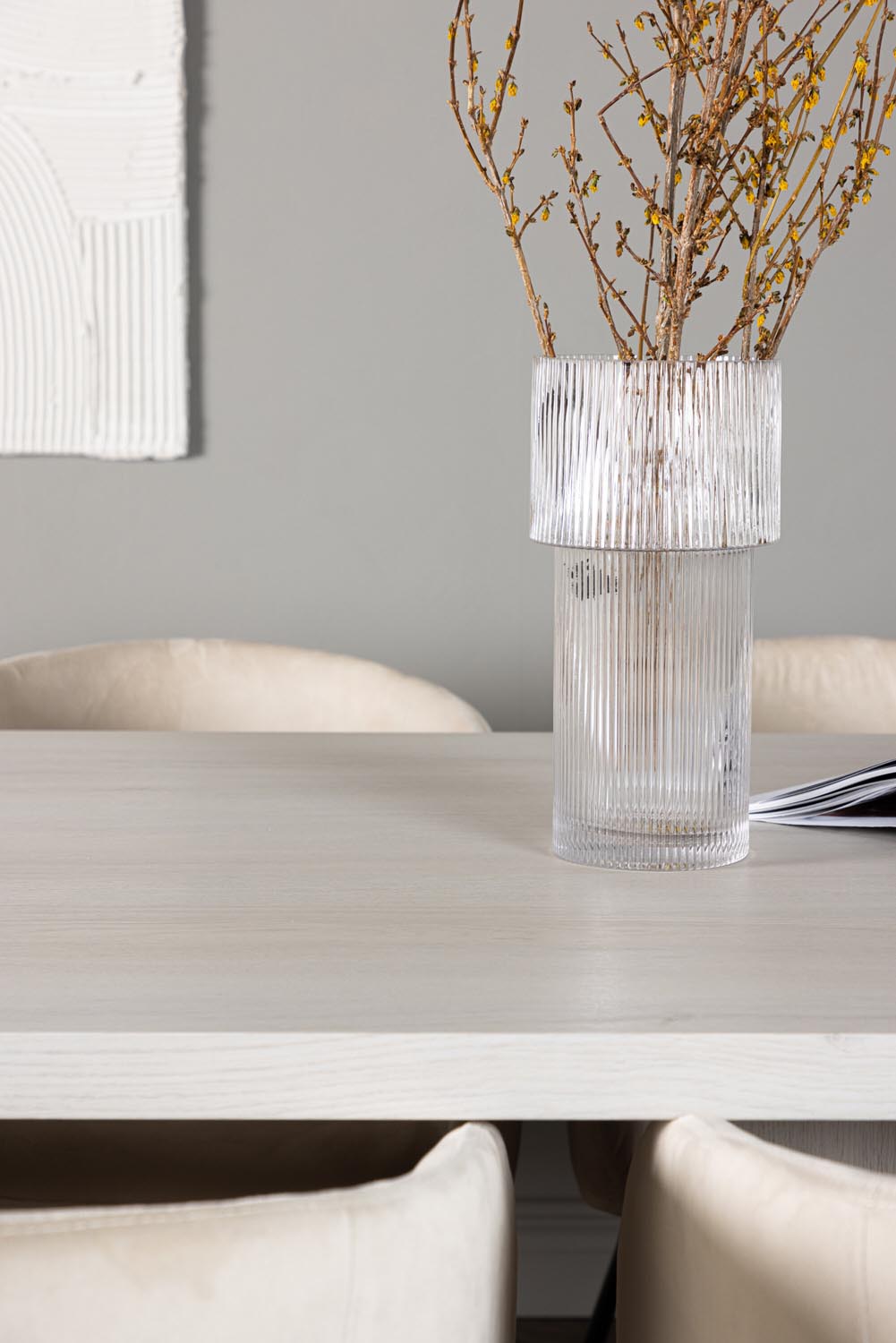 Olga Esszimmerset + Berit 200cm/6St. in Beige, Schwarz präsentiert im Onlineshop von KAQTU Design AG. Esszimmerset ist von Venture Home