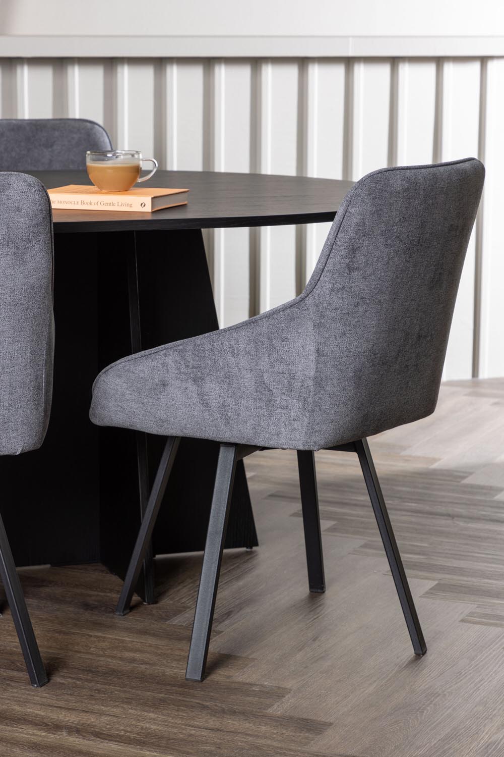 Bootcut Esszimmerset + Rosie 230cm/6St. in Schwarzgrau präsentiert im Onlineshop von KAQTU Design AG. Esszimmerset ist von Venture Home