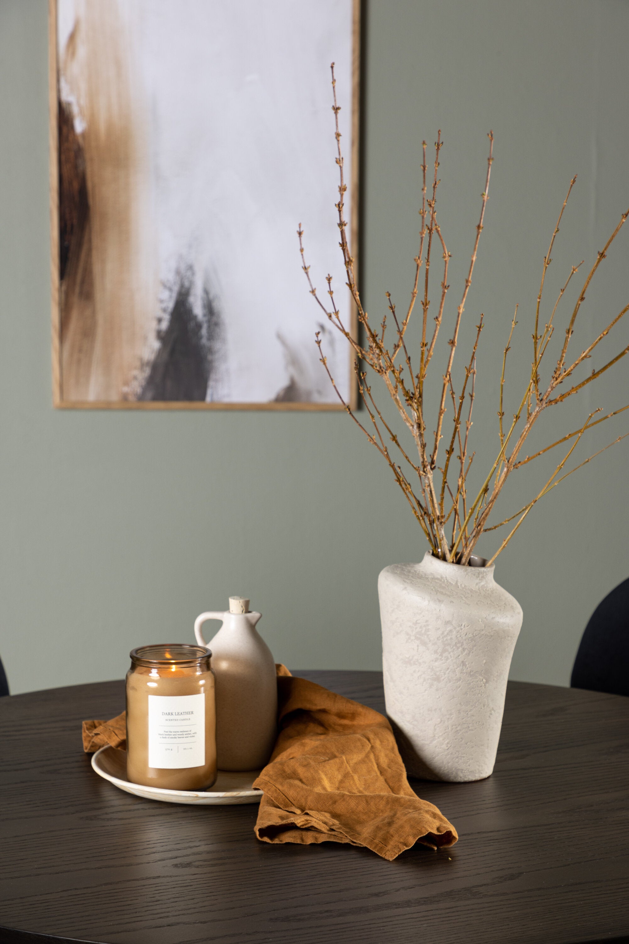 Olivia Esszimmerset + Stella ⌀110cm/4St. in Braun / Schwarz präsentiert im Onlineshop von KAQTU Design AG. Esszimmerset ist von Venture Home