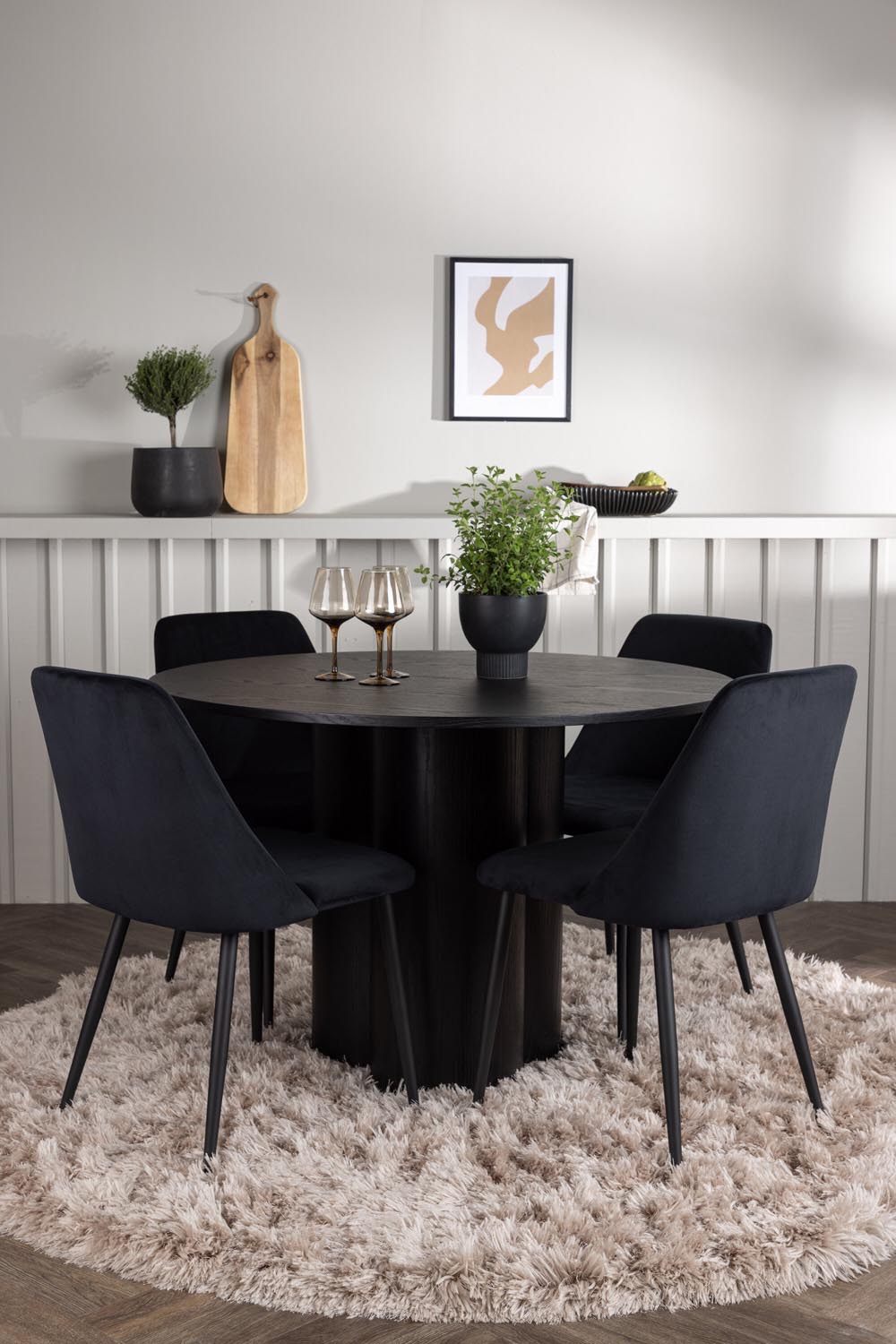 Olivia Esszimmerset + Night ⌀110cm/4St. in Schwarz präsentiert im Onlineshop von KAQTU Design AG. Esszimmerset ist von Venture Home