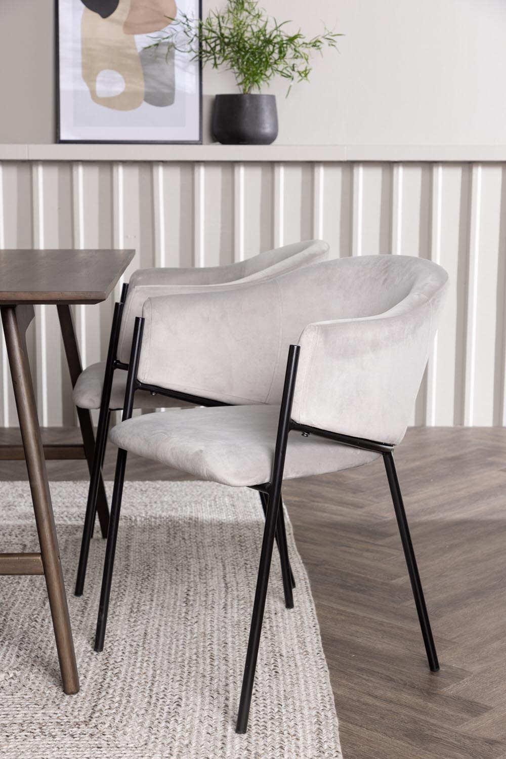 Kaseindon Esszimmerset + Evelina 120cm/4St. in Schwarzgrau präsentiert im Onlineshop von KAQTU Design AG. Esszimmerset ist von Venture Home