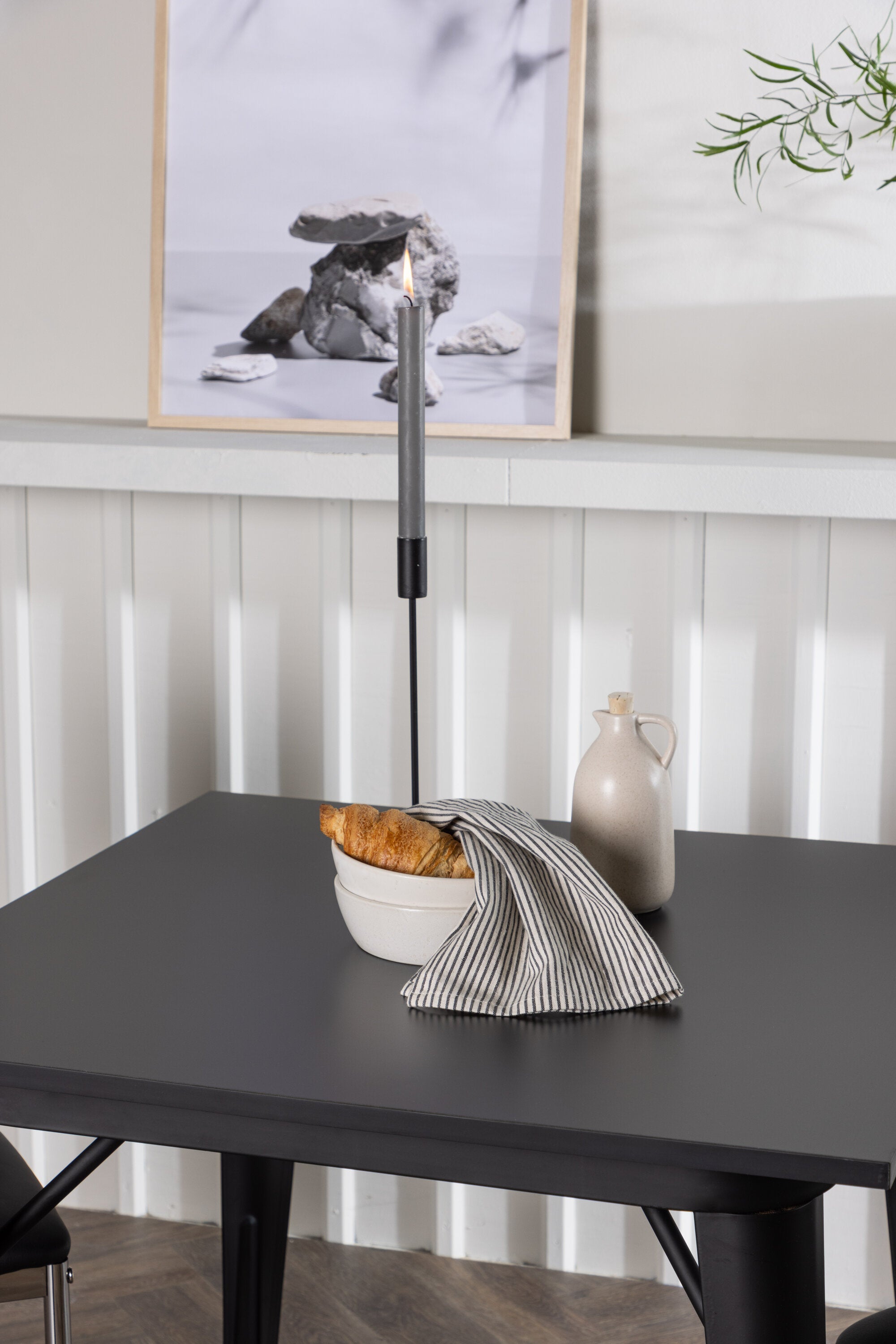 Tempe Esszimmerset + Lily 80cm in Schwarzes Silber präsentiert im Onlineshop von KAQTU Design AG. Esszimmerset ist von Venture Home