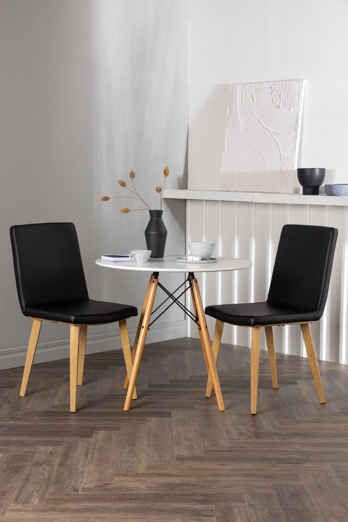 Danburi Esszimmerset + Today ⌀60cm/2St. in Schwarz, Natur präsentiert im Onlineshop von KAQTU Design AG. Esszimmerset ist von Venture Home