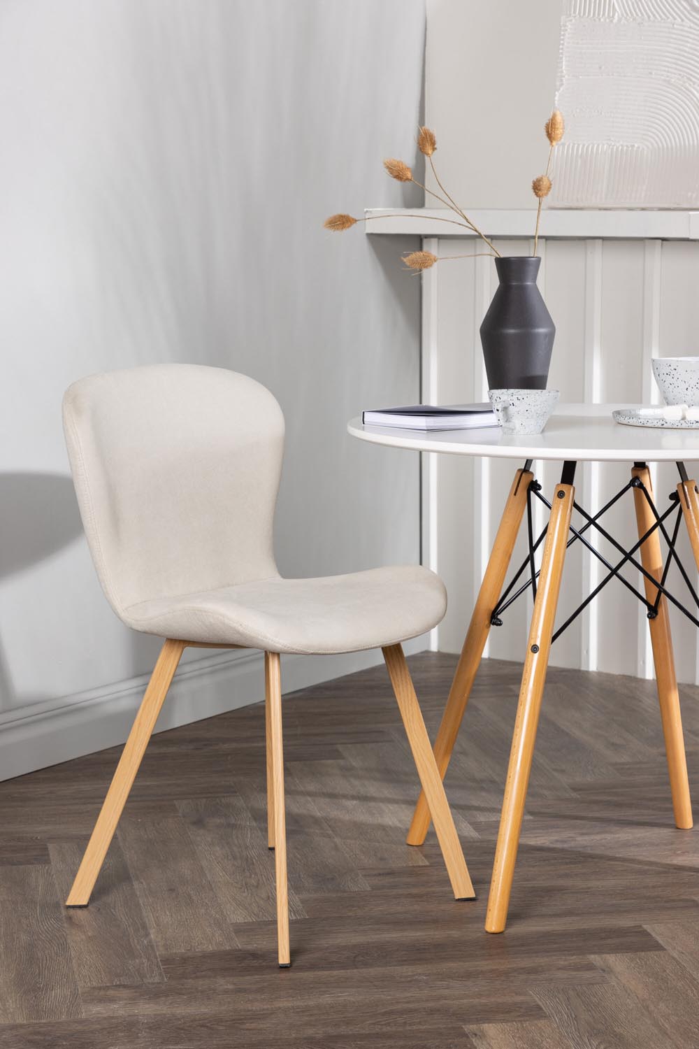 Danburi Esszimmerset + Lilja ⌀60cm/2St. in Beige, Natur präsentiert im Onlineshop von KAQTU Design AG. Esszimmerset ist von Venture Home