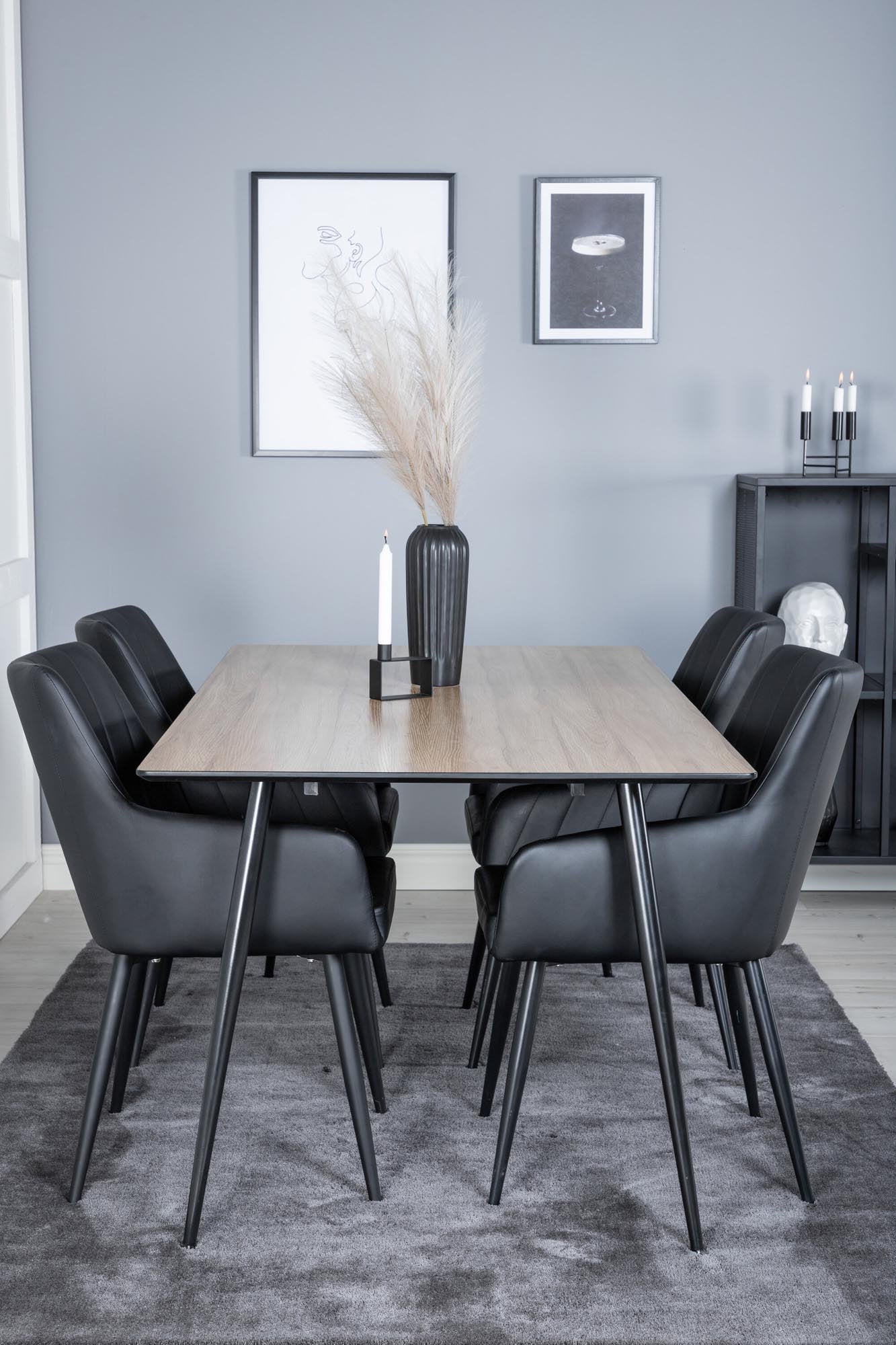 Esszimmer Set Silar mit Stuhl Comfort in Schwarz Schwarz präsentiert im Onlineshop von KAQTU Design AG. Esszimmerset ist von Venture Home