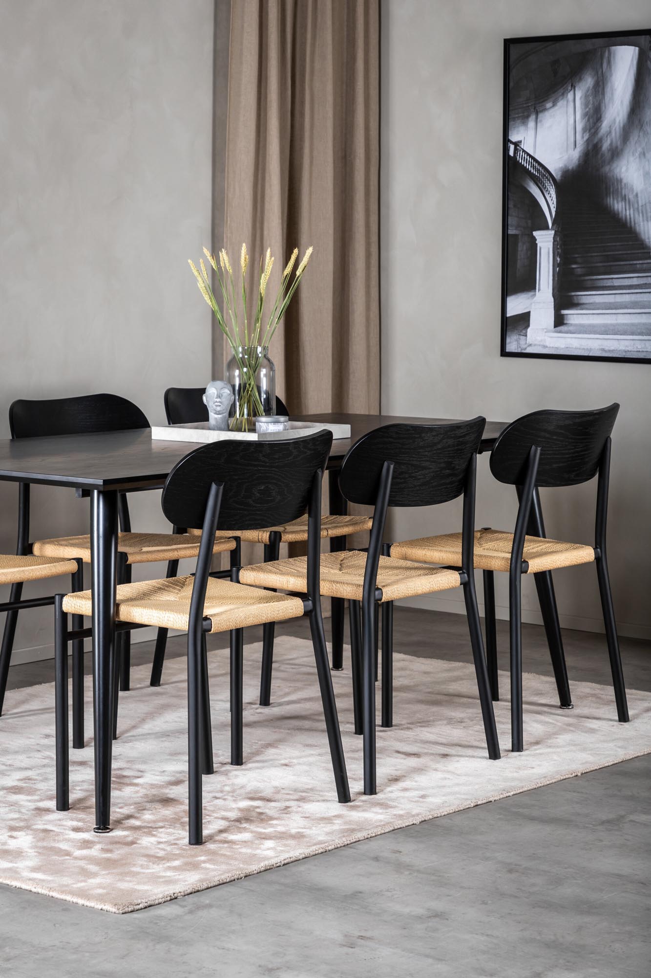 Modernes Esszimmer Set Dipp mit Polly Stühlen von Venture Home.
