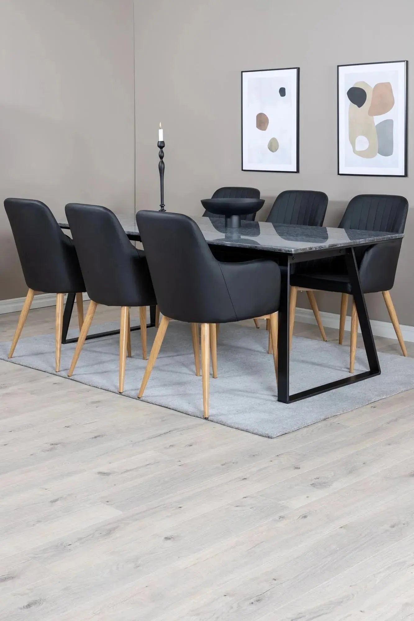 Esszimmer Set Estelle: Komfort und Stil von Venture Home.