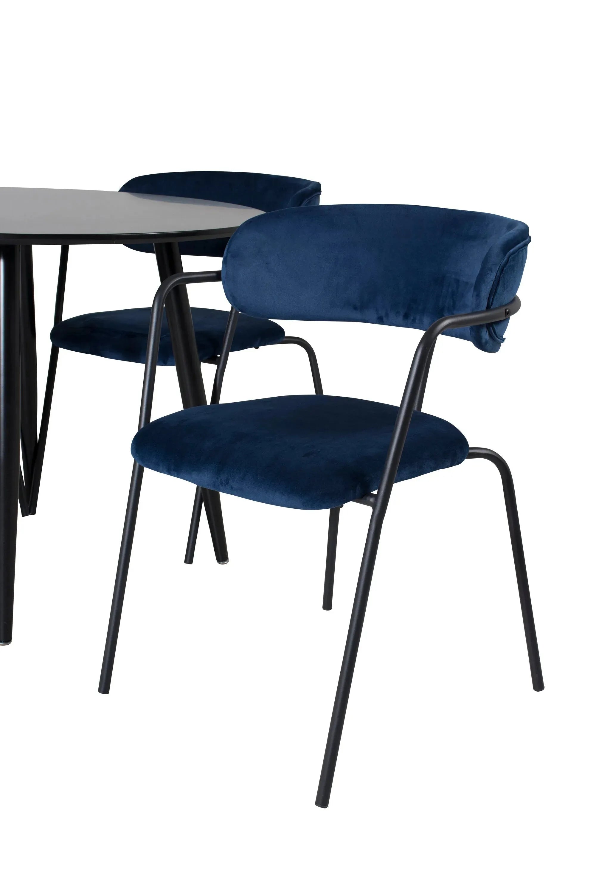 Stilvolles Esszimmer Set Plaza mit ergonomischen Arrow Stühlen.