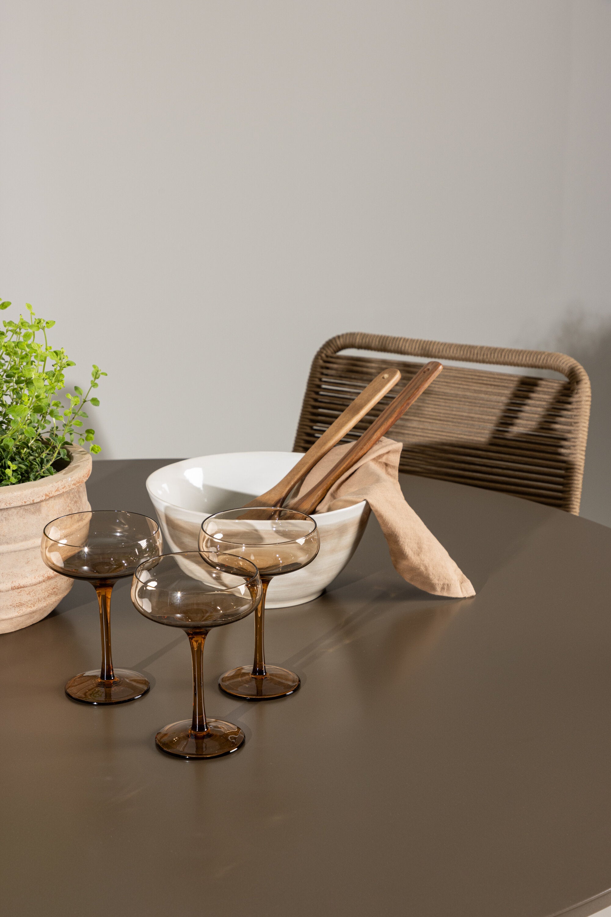 Santa Fe Gartentisch Set Lindos in Braun/Schwarz/Beige präsentiert im Onlineshop von KAQTU Design AG. Gartentischset ist von Venture Home