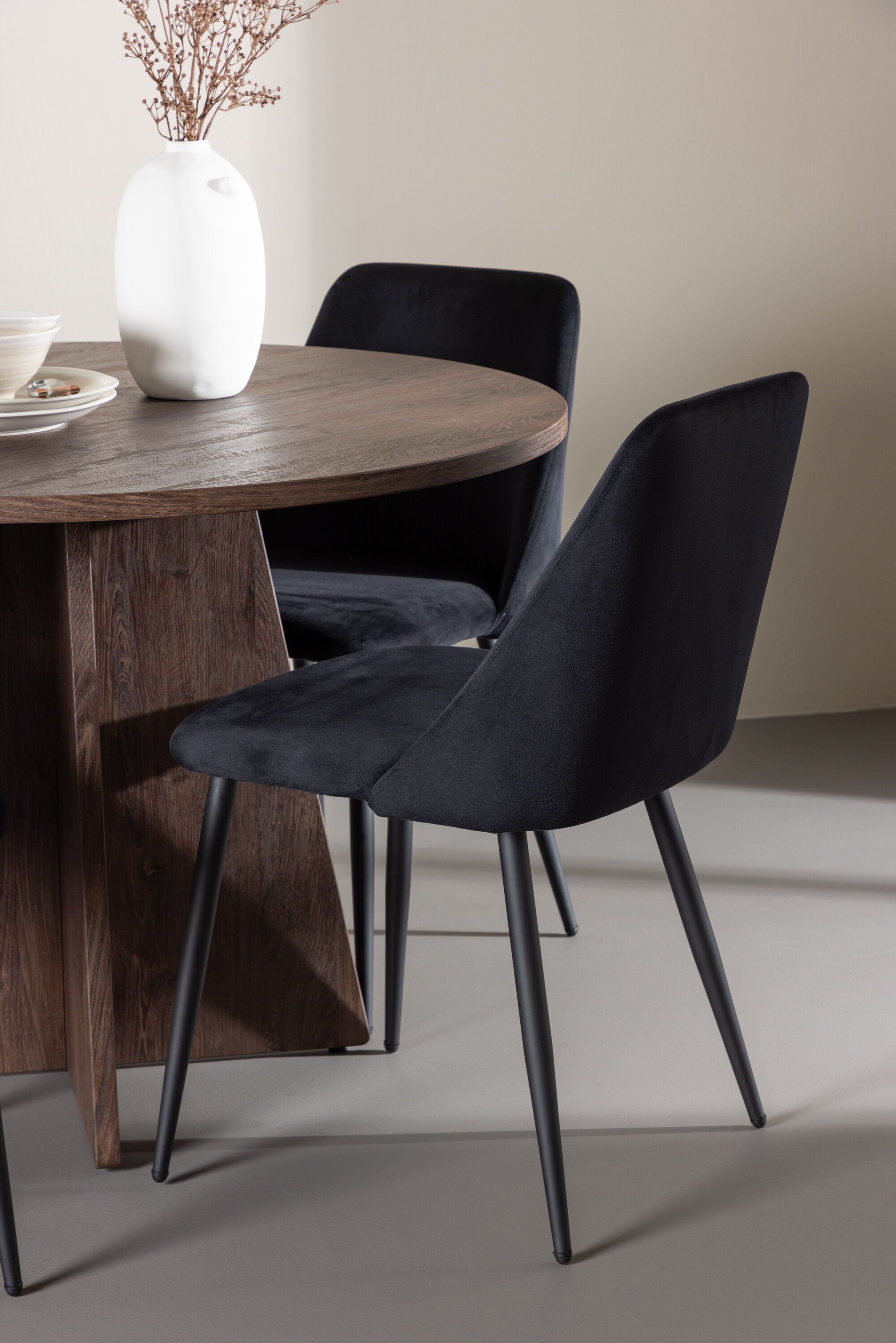 Bootcut Esszimmertisch mit Night Stühlen in  präsentiert im Onlineshop von KAQTU Design AG. Bartischset ist von Venture Home