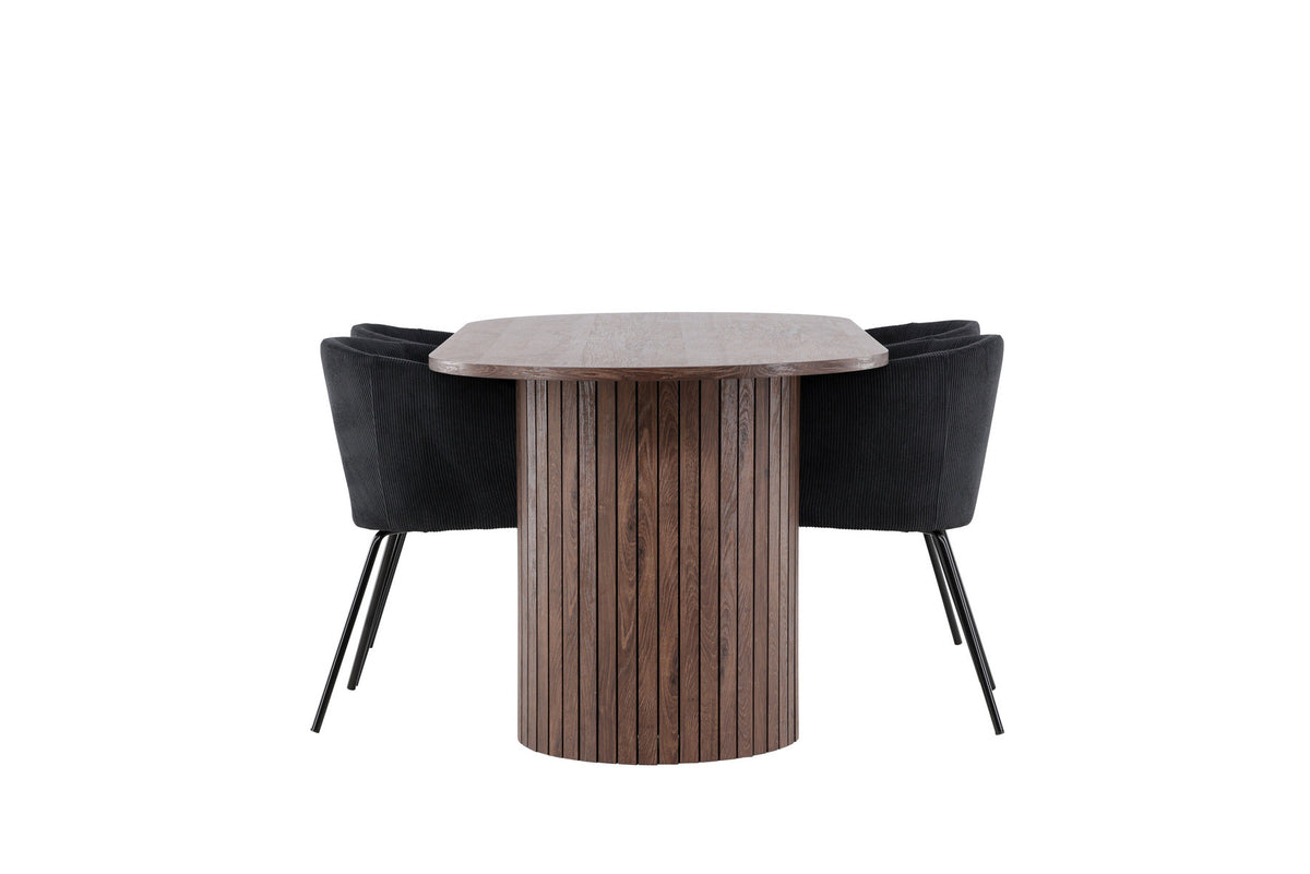 Härön Esstisch mit Berit Stühlen in Schwarz präsentiert im Onlineshop von KAQTU Design AG. Esszimmerset ist von Venture Home