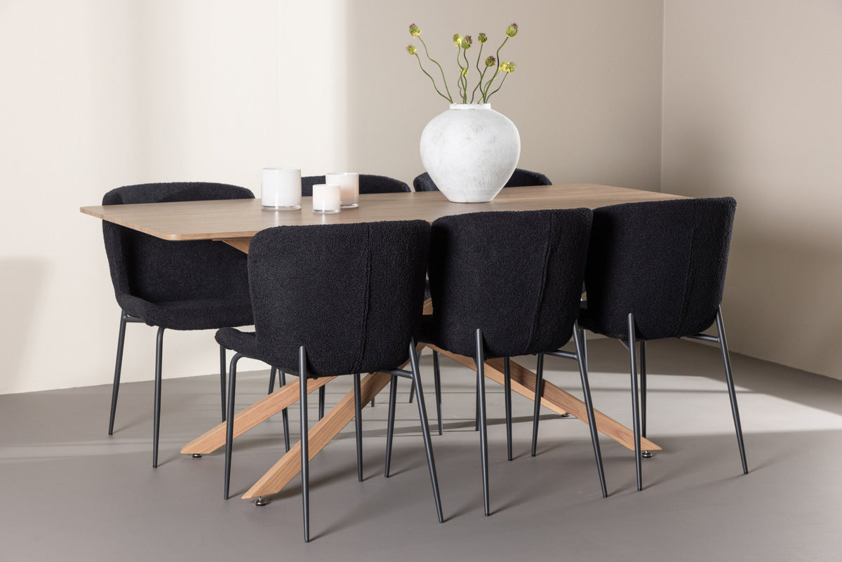 Piazza Esstisch mit Modesto Stühlen in Schwarz präsentiert im Onlineshop von KAQTU Design AG. Esszimmerset ist von Venture Home