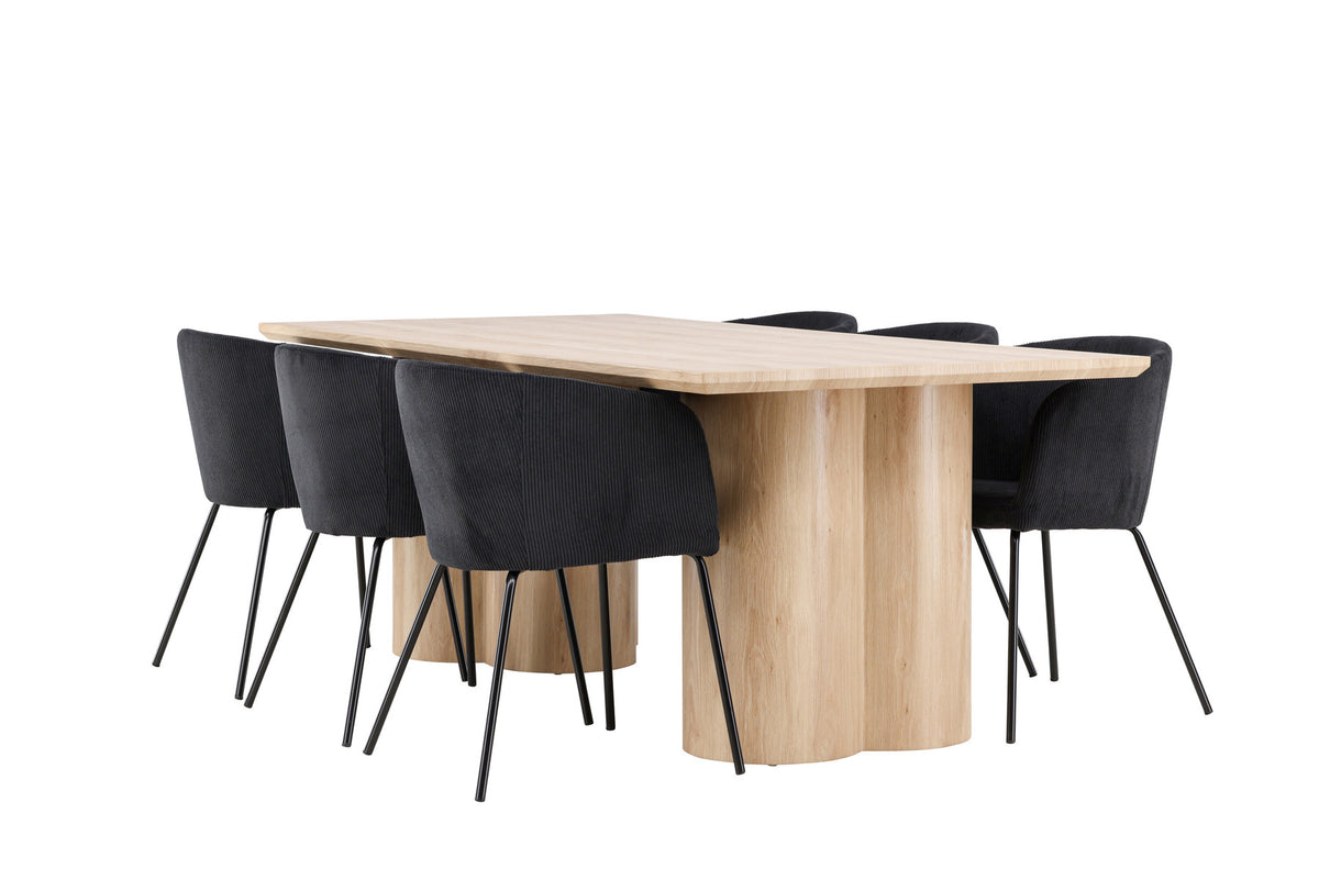 Olivia Esstisch mit Stühlen von Berit in Schwarz präsentiert im Onlineshop von KAQTU Design AG. Esszimmerset ist von Venture Home