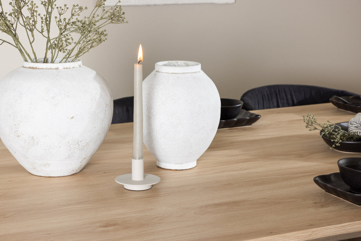 Olivia Esstisch mit Stühlen von Berit in Schwarz präsentiert im Onlineshop von KAQTU Design AG. Esszimmerset ist von Venture Home