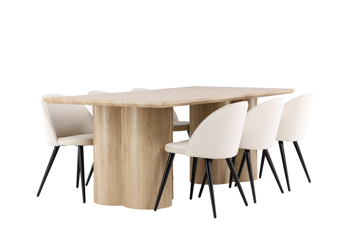 Olivia Esstisch mit Velvet Stühlen in Beige präsentiert im Onlineshop von KAQTU Design AG. Esszimmerset ist von Venture Home