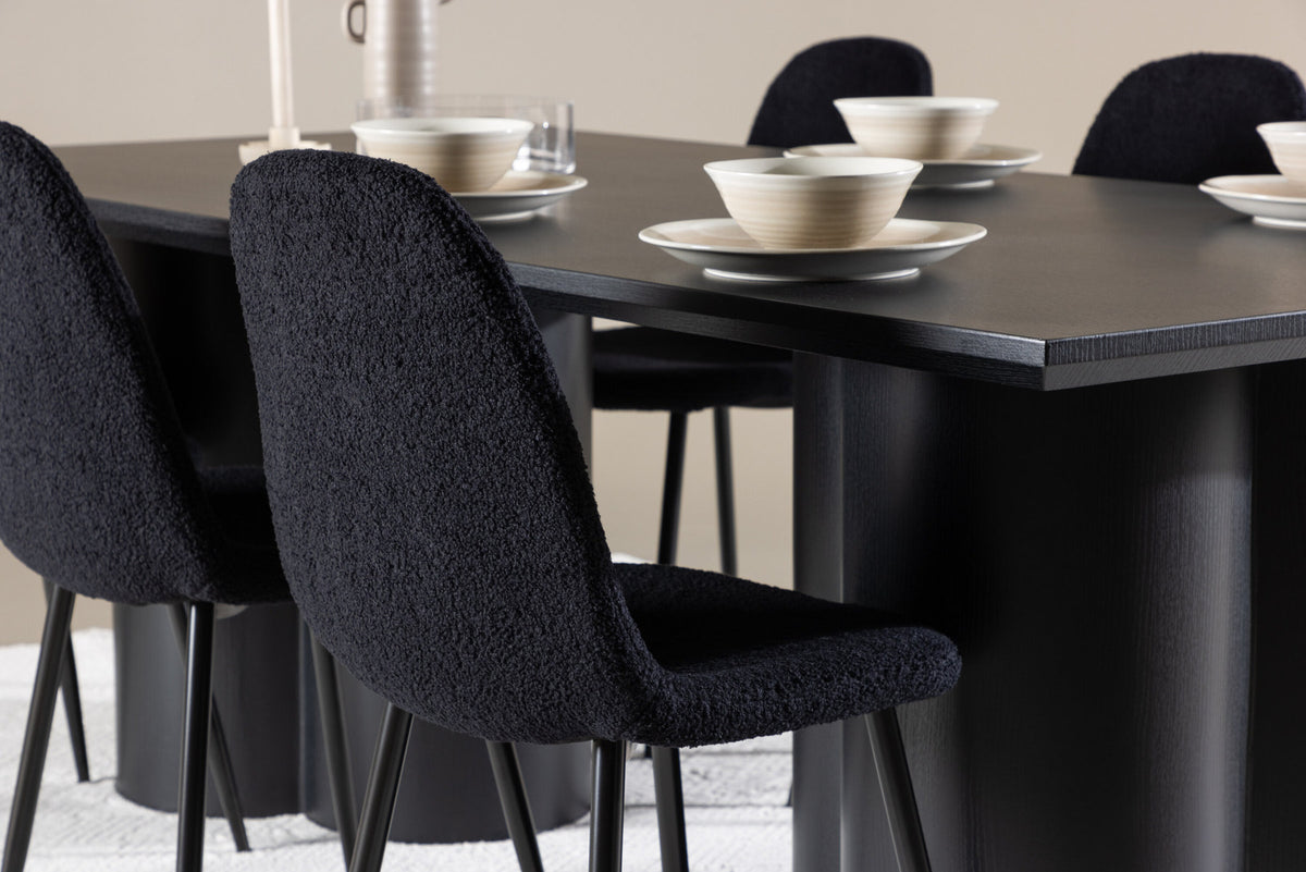Olivia Esstisch mit Polar Stühlen in Schwarz präsentiert im Onlineshop von KAQTU Design AG. Esszimmerset ist von Venture Home