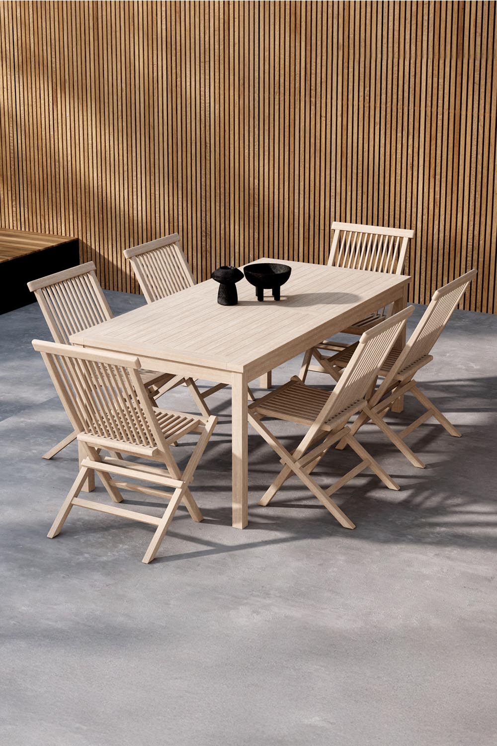 Esstisch Kenya mit Stühlen Kenya, Whitewash, Teakholz, Gartentischset von Venture Home für den Aussenbereich, Ansicht von schräg vorne.