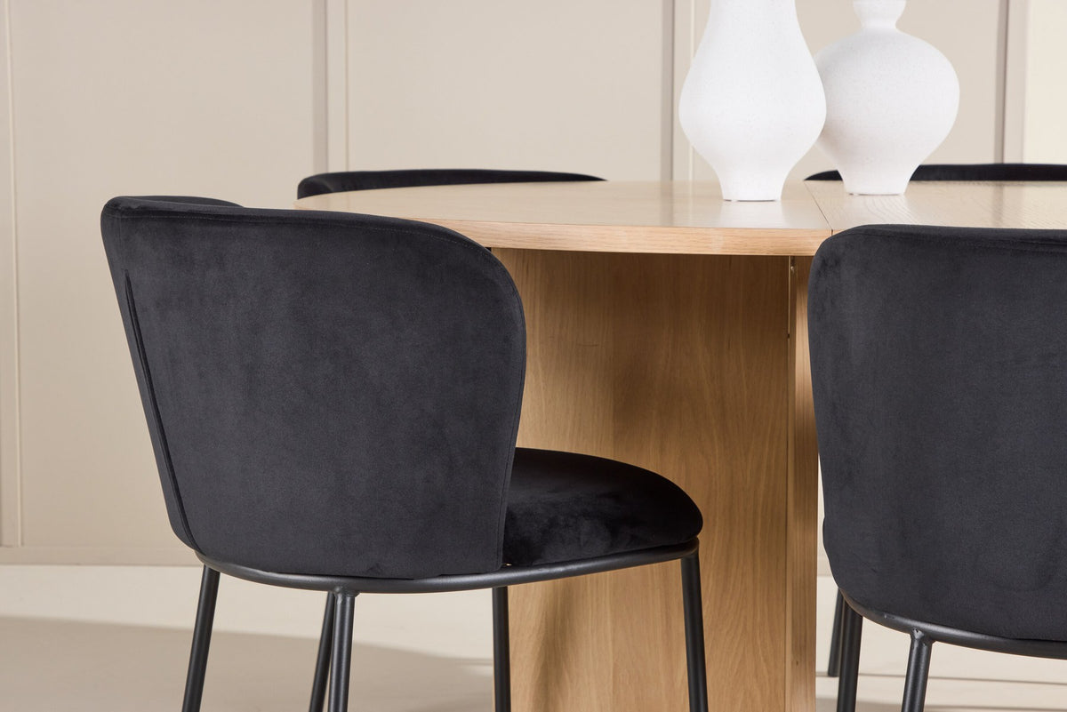 Schwarzer Esstisch Strada aus MDF mit sechs Edina Stühlen mit Samtbezug, ausziehbare Tischplatte, skandinavisches Design von Venture Home.