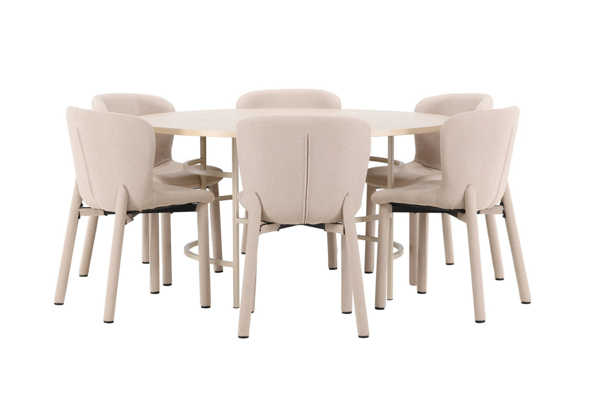 Runder Esstisch Copenhagen aus MDF in White Wash mit sechs Astoria-Stühlen aus Metall mit beiger Bouclé-Polsterung im Esszimmer.