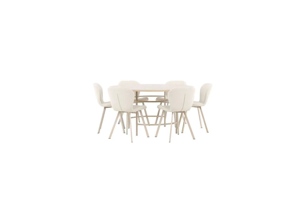Moderner Esstisch Copenhagen mit komfortablen Lilja Stühlen von Venture Home, ideal für stilvolle Esszimmer.