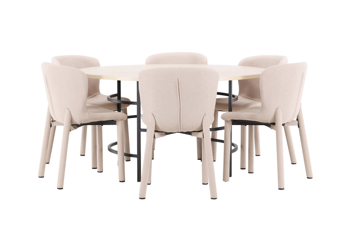 Runder Esstisch Copenhagen aus MDF in White Wash mit sechs Astoria-Stühlen aus Metall mit beiger Bouclé-Polsterung im Esszimmer.